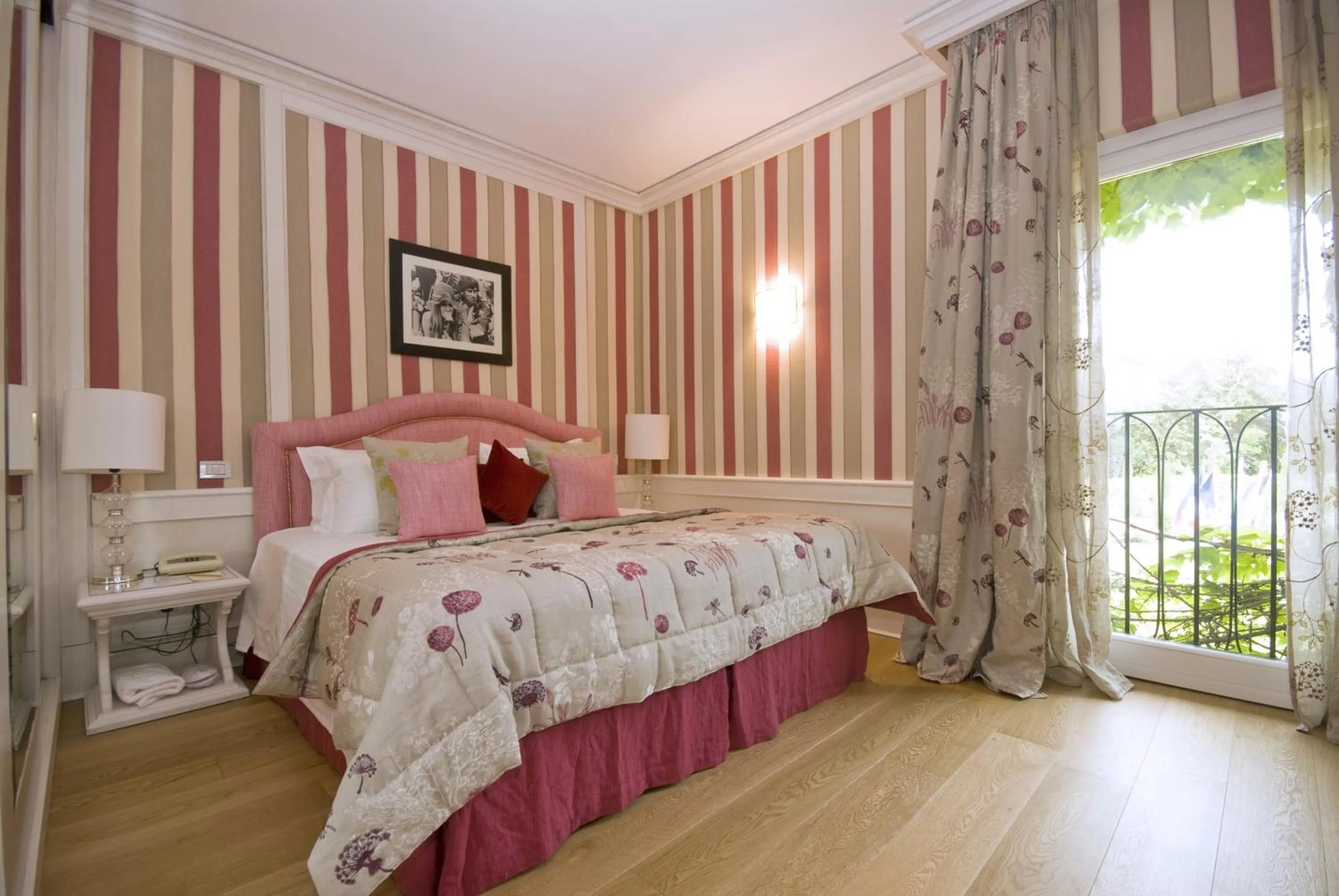 Bed in Cala del Porto Punta Ala - Preferred Hotels