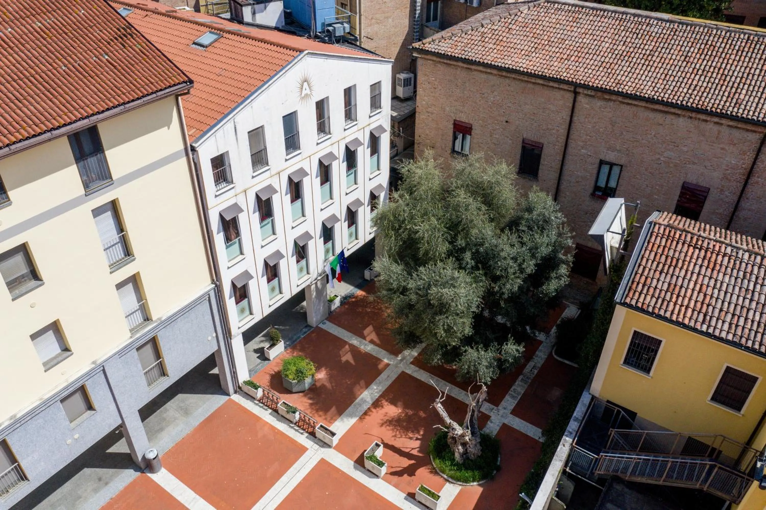 EGO' Residence Ferrara