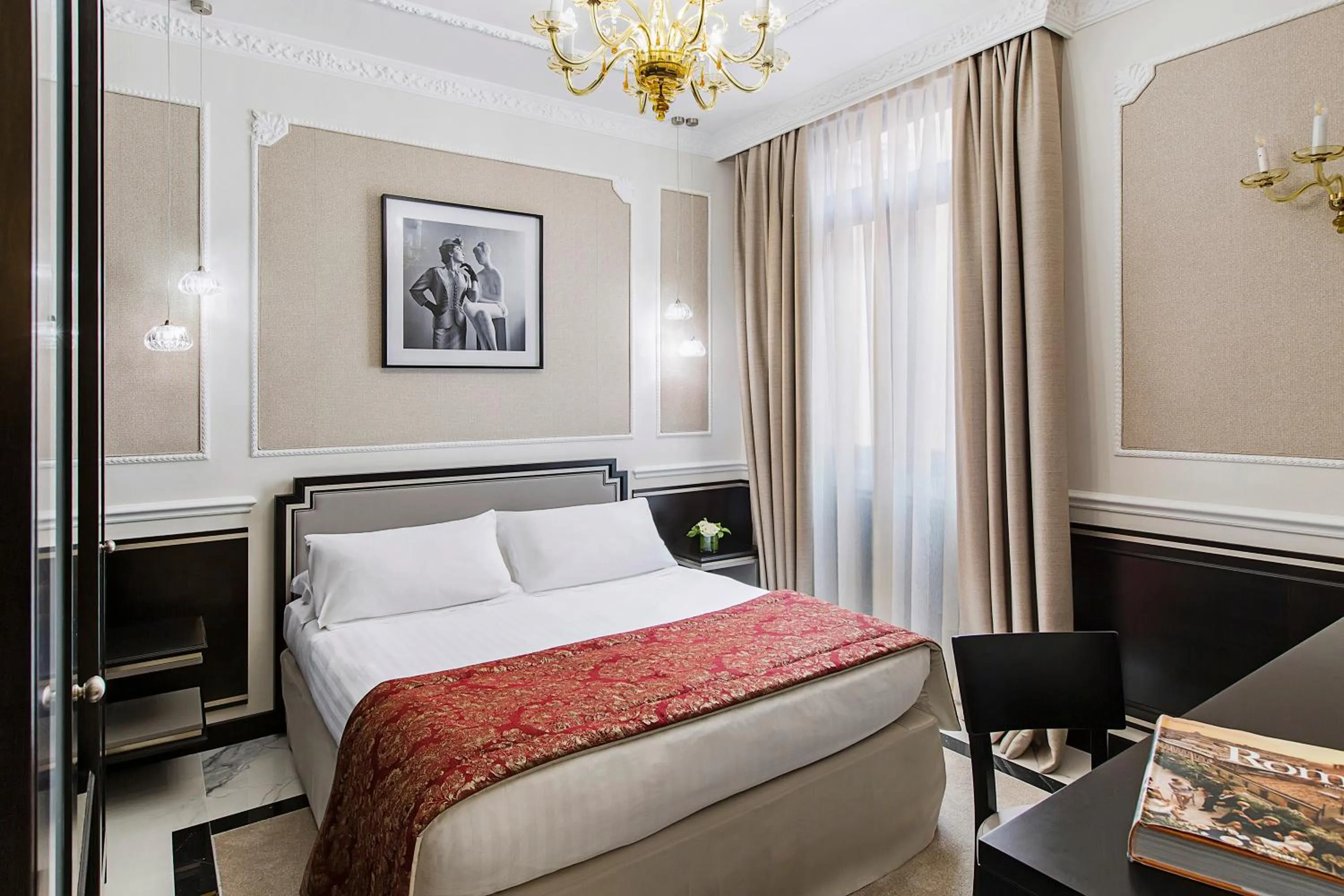 Bedroom, Bed in Baglioni Hotel Regina - The Leading Hotels of the World