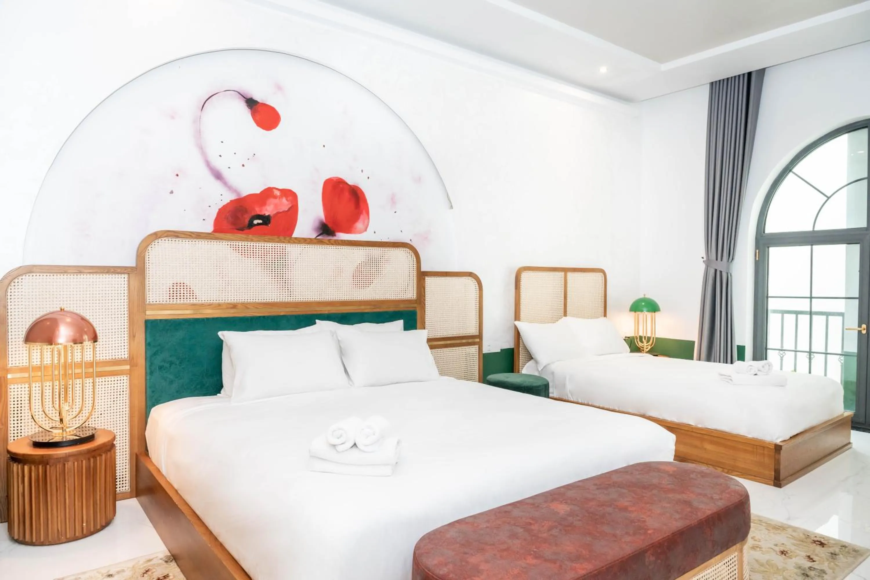 Photo of the whole room in FREE AIRPORT - MISAKI Hotel by SAZI