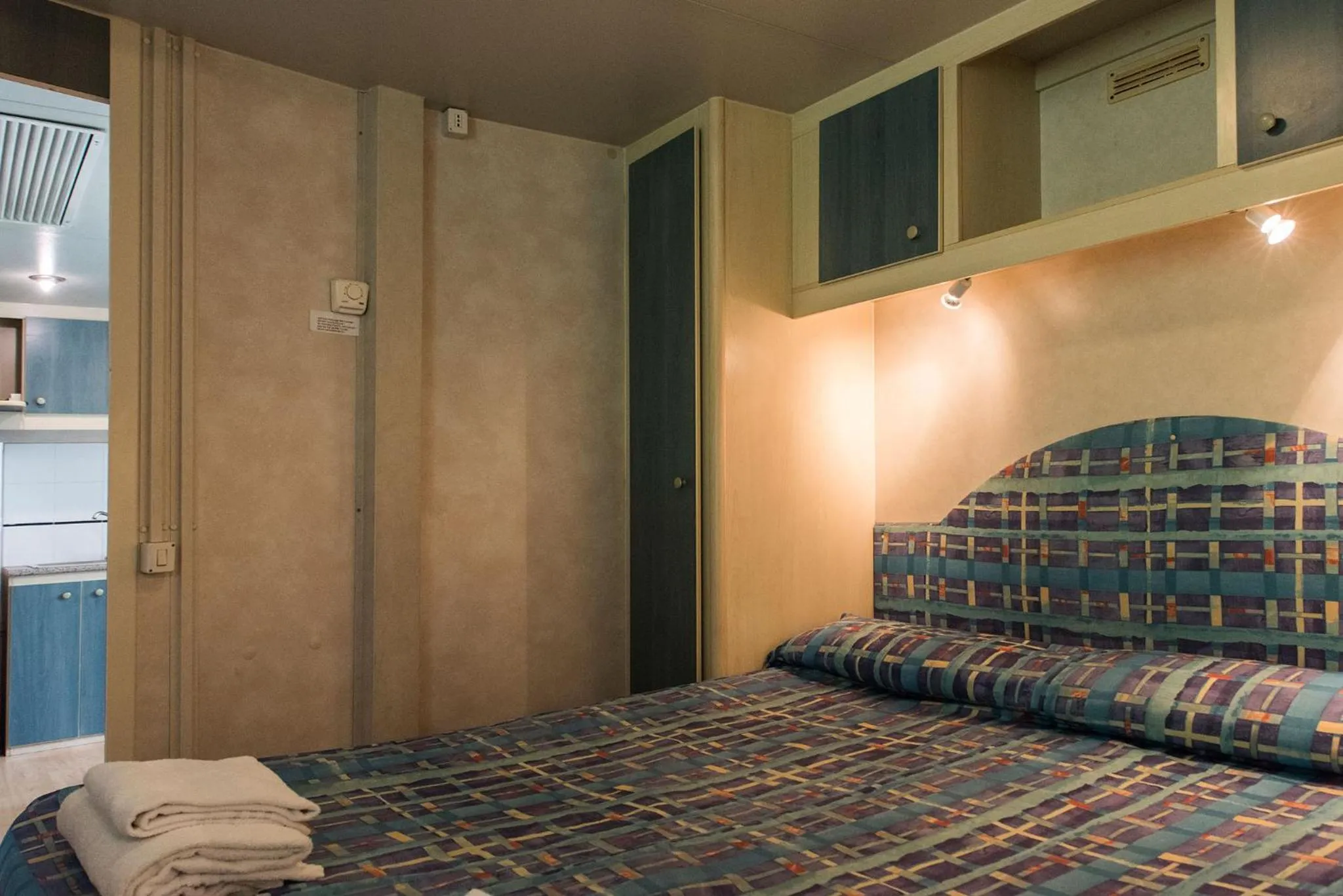 Bedroom, Bed in Flaminio Village Bungalow Park