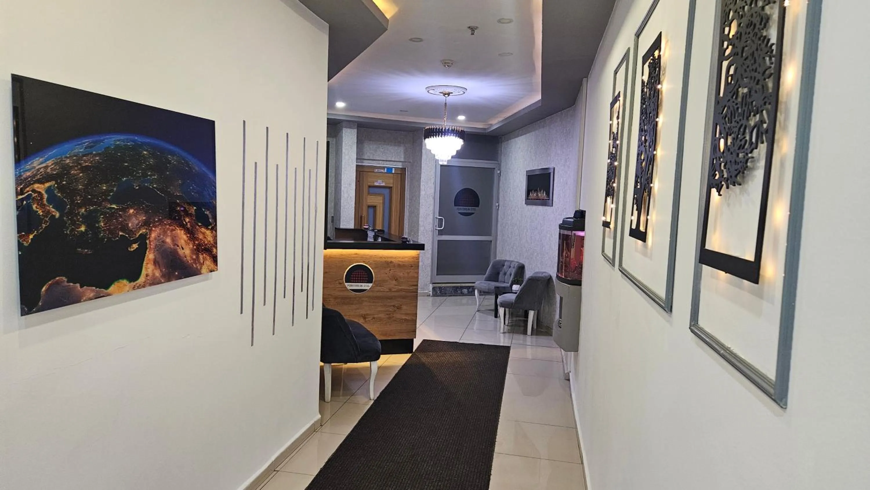 Seating area in POINTBREAK OTEL