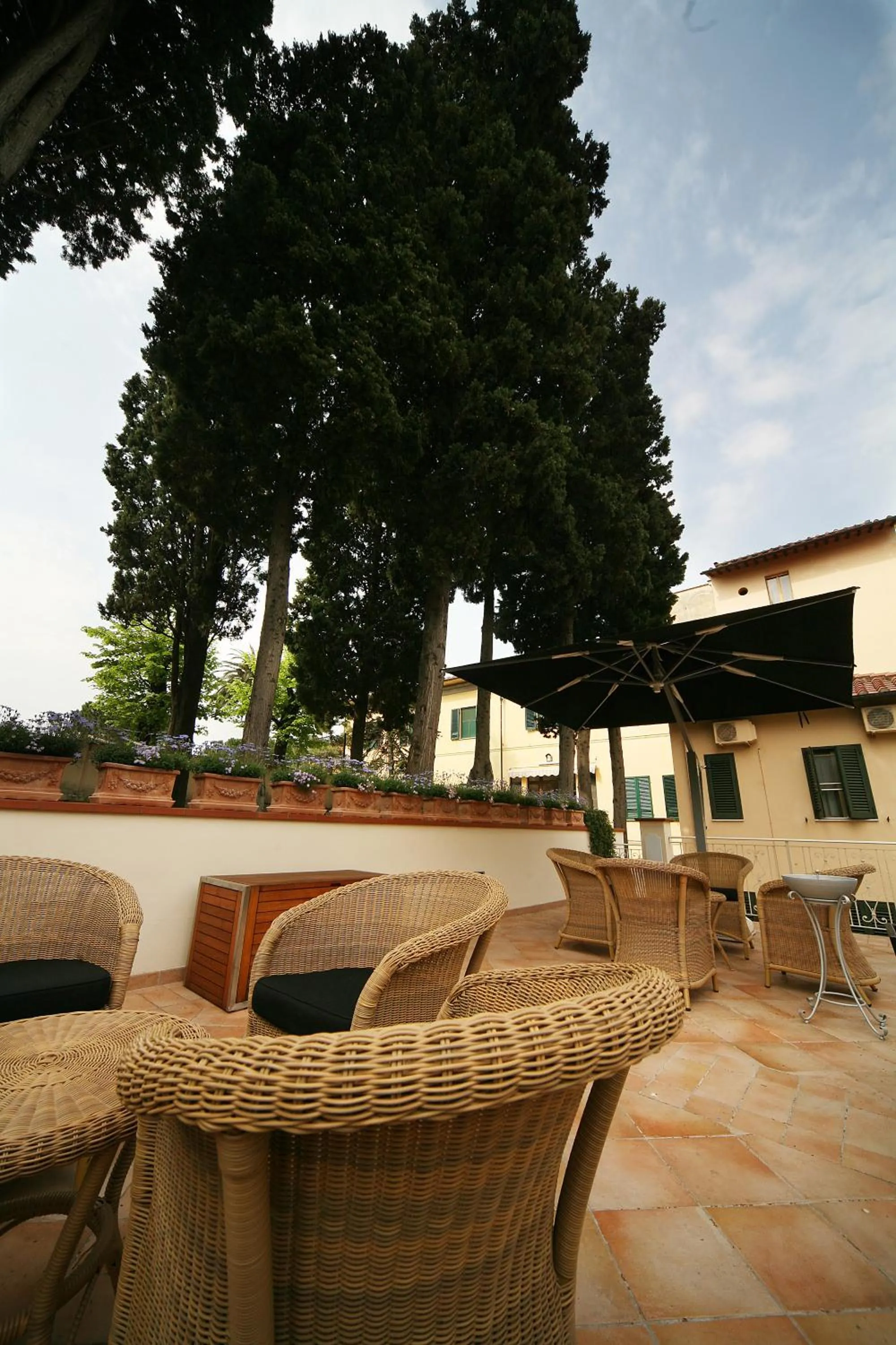 Garden view in Hotel Bologna