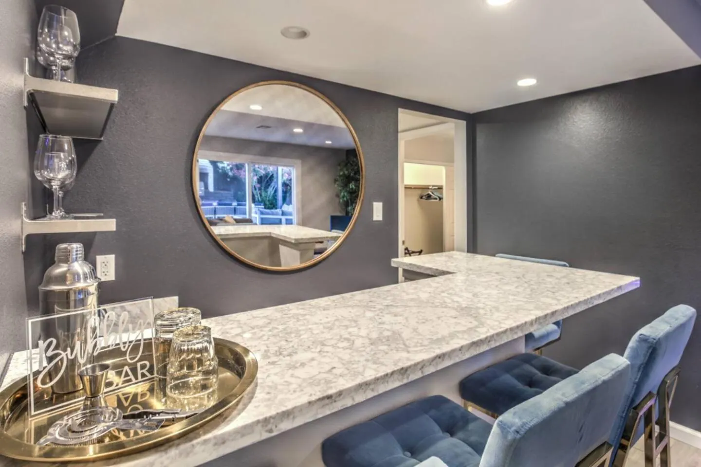 Sunset Swim, Luxury Vegas Villa with Pool, Hot Tub