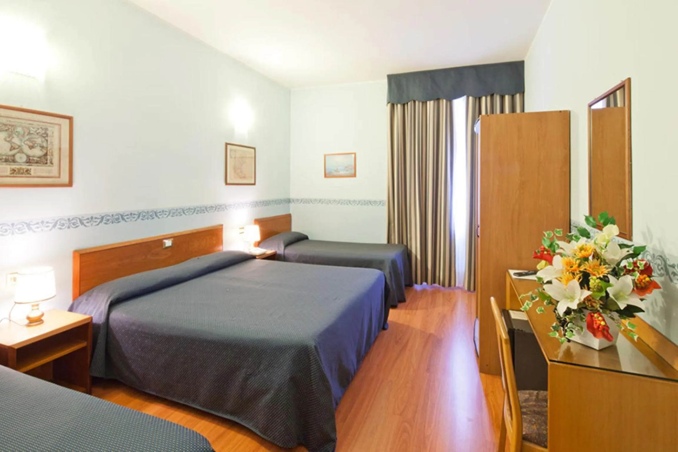 Bed in Hotel Terminus & Plaza