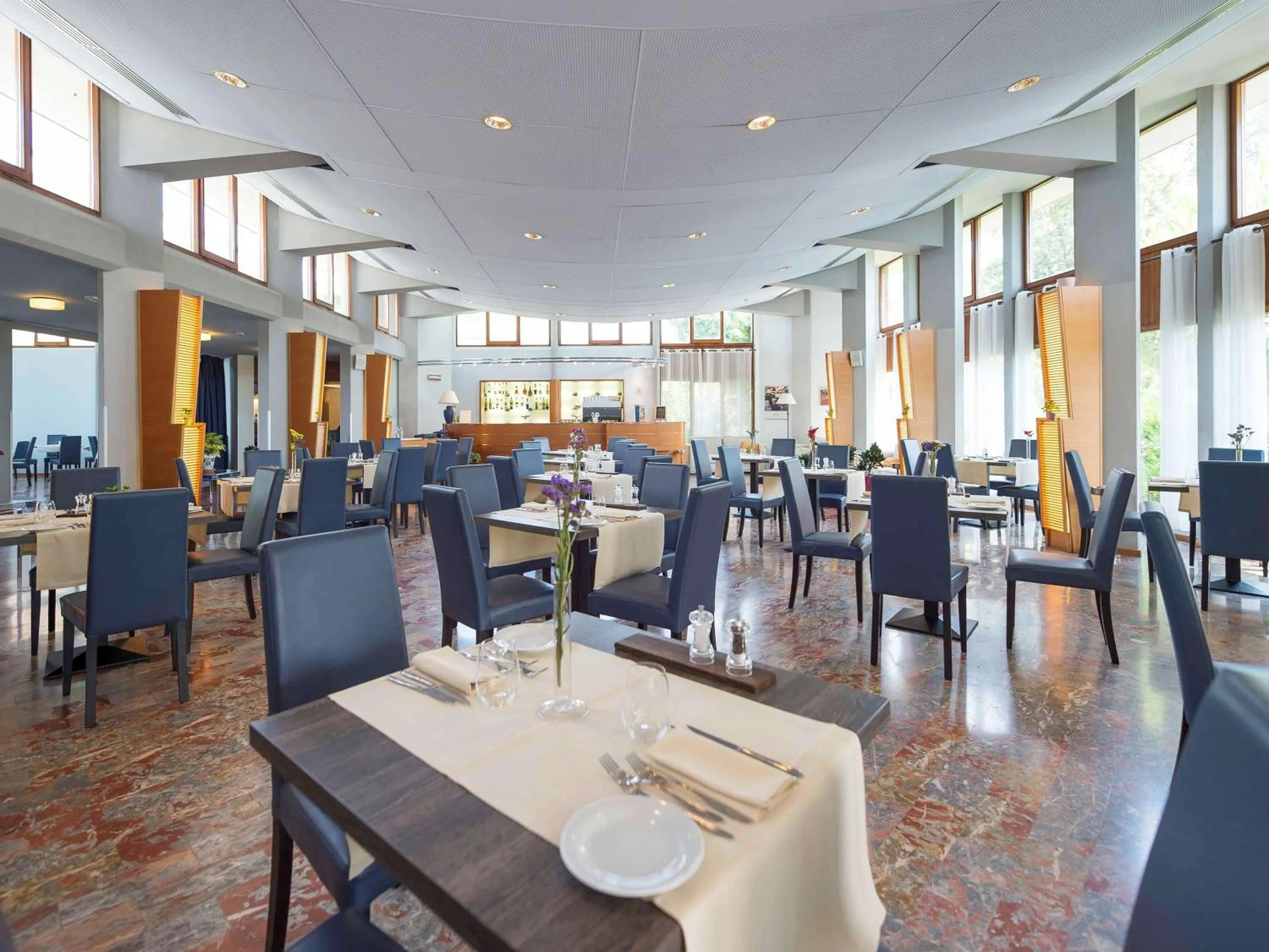 Restaurant/places to eat in TH Tirrenia - Green Park Resort