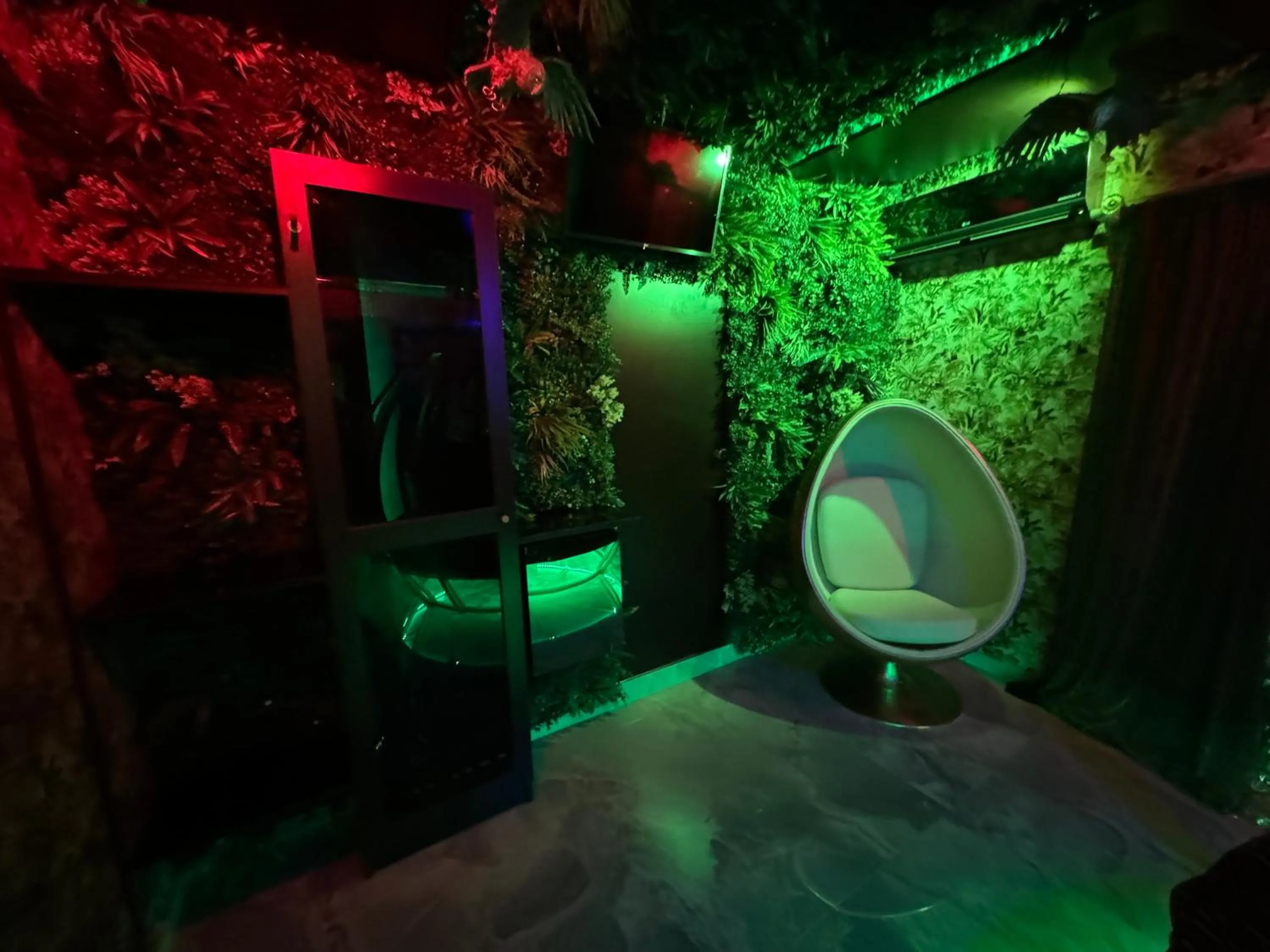 Decorative detail in Xcite Hotel Salem