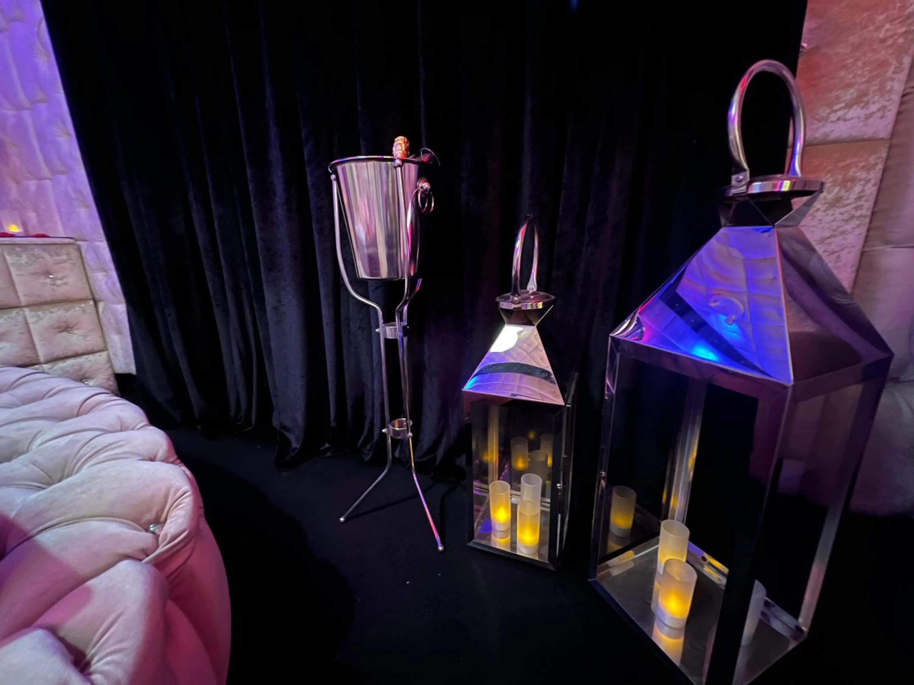 Decorative detail in Xcite Hotel Salem