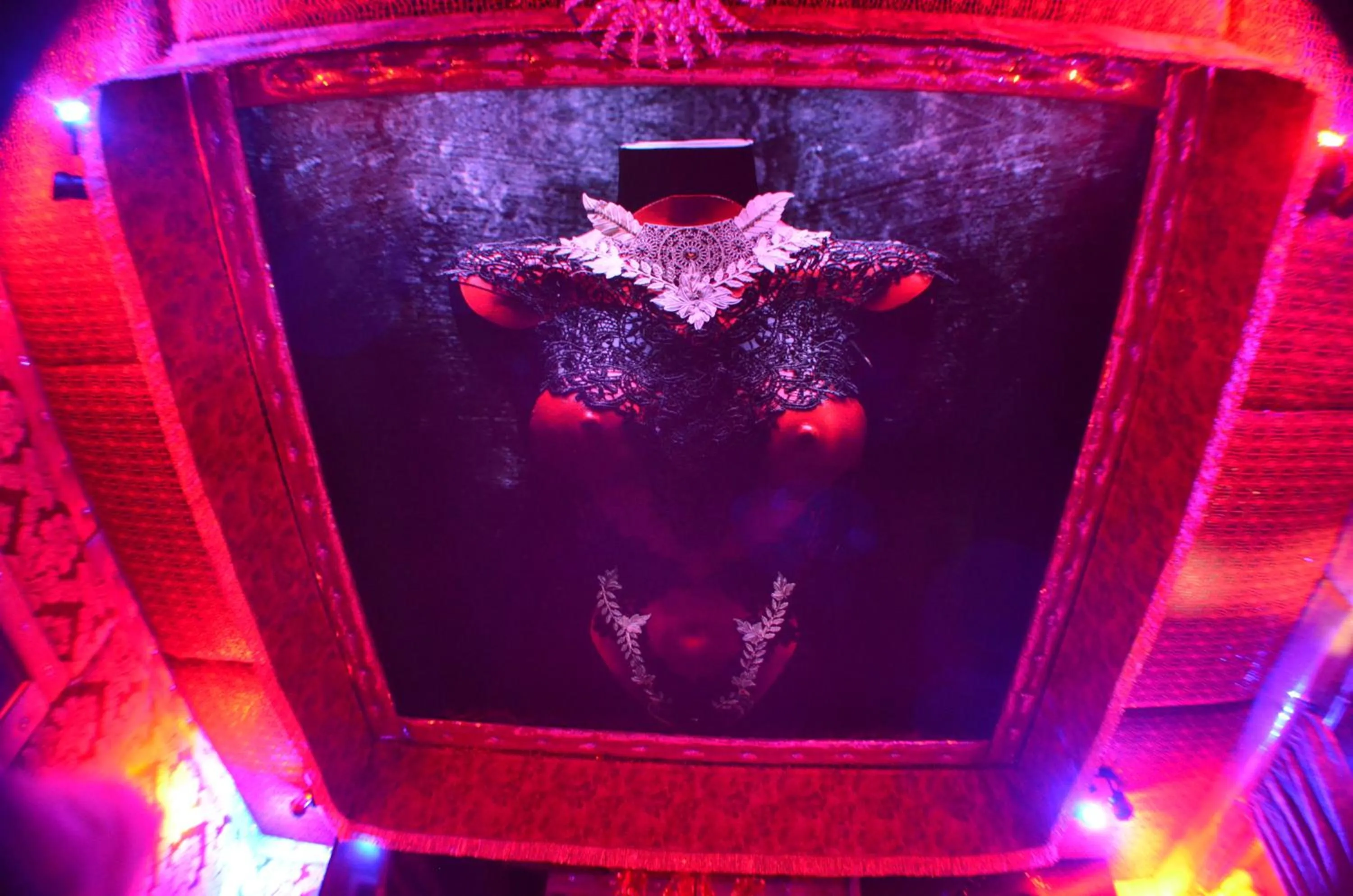 Decorative detail in Xcite Hotel Salem