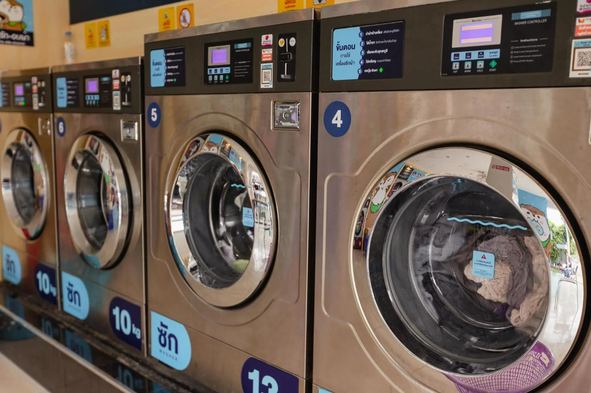 washing machine in SUBANAN Residence - SHA Extra Plus Certified