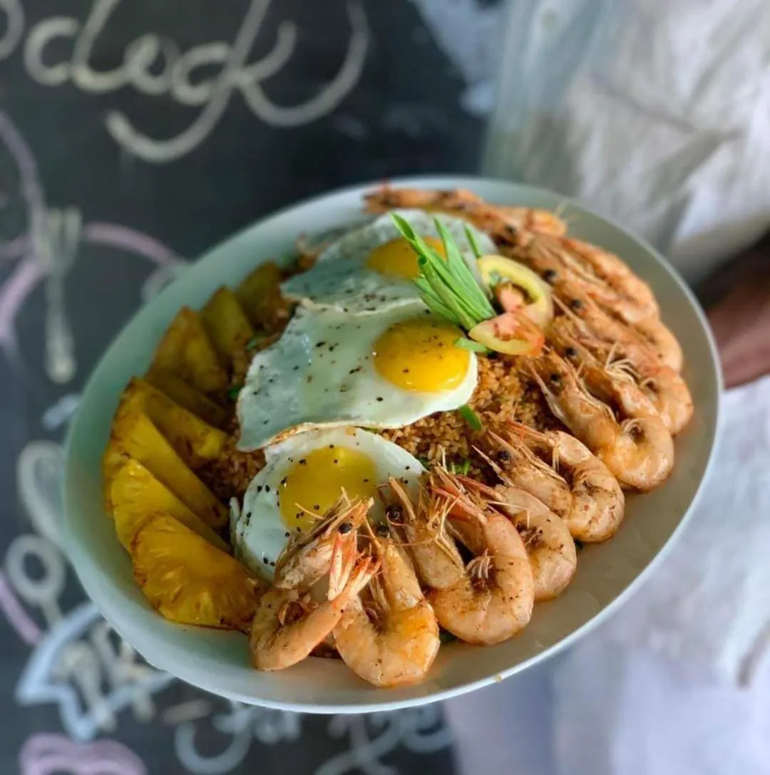 Food in Lucky Sea Beach Hotel