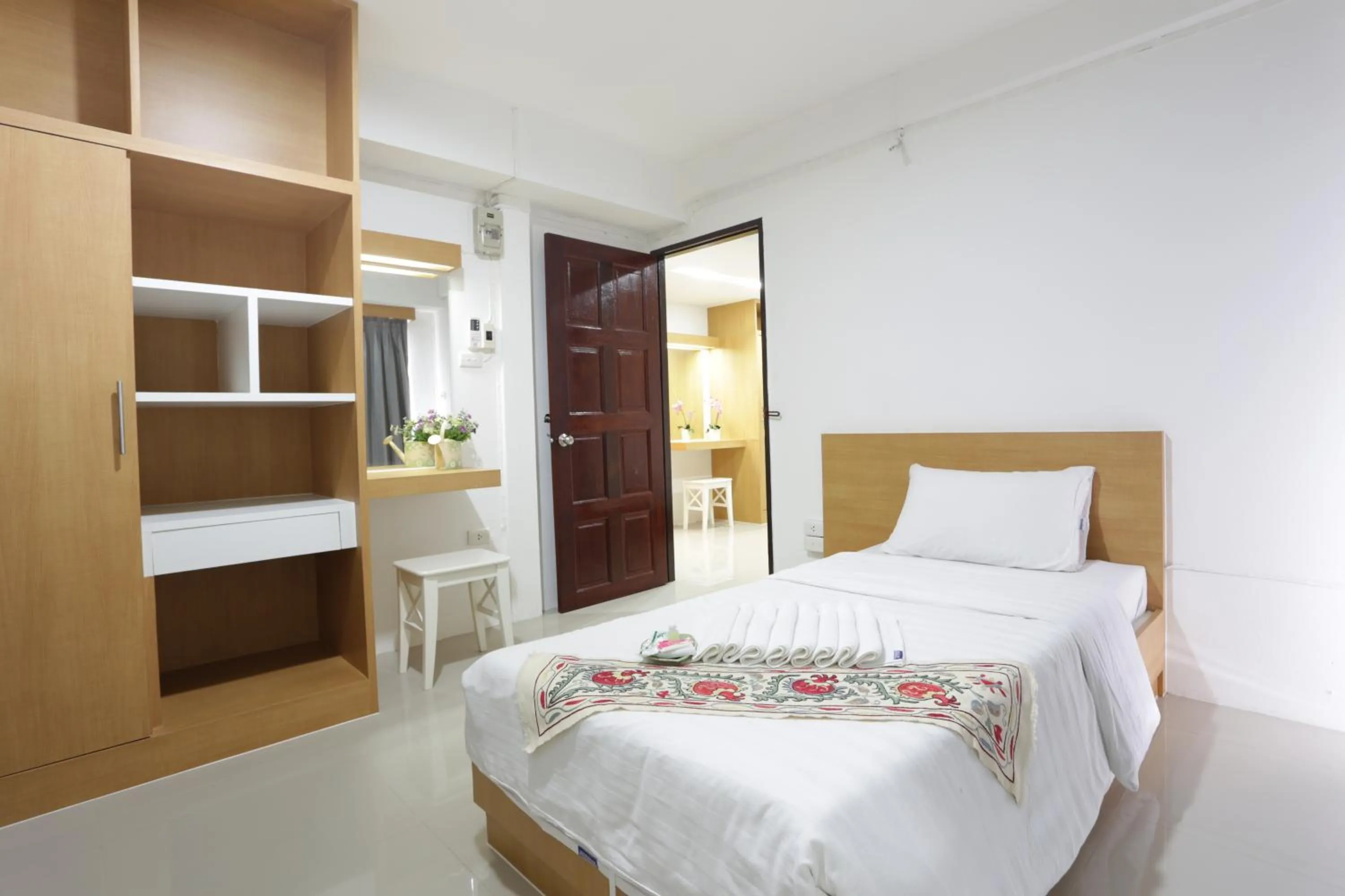 Bed in Beerapan Hotel