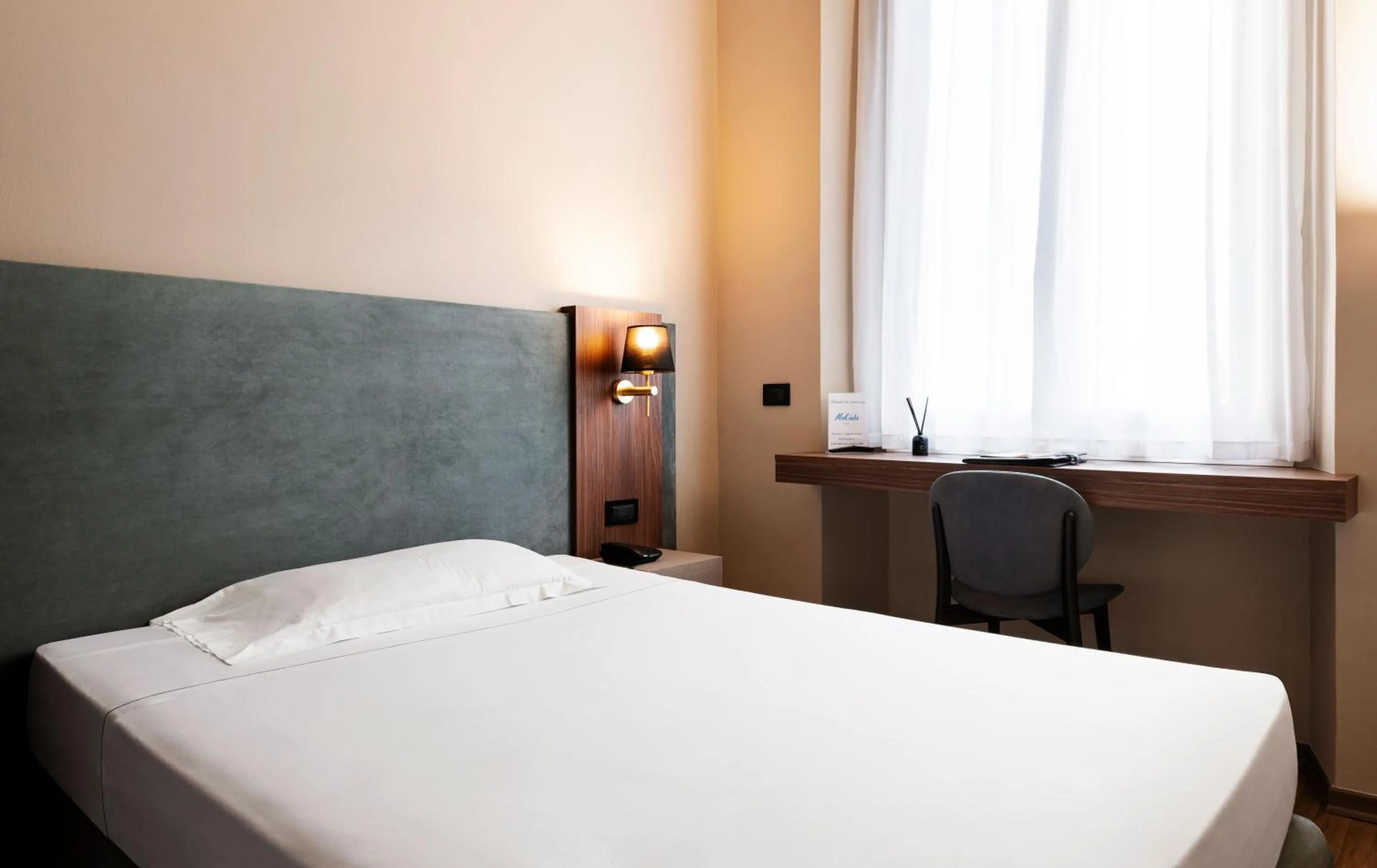 Bedroom, Bed in Mokinba Hotels Montebianco