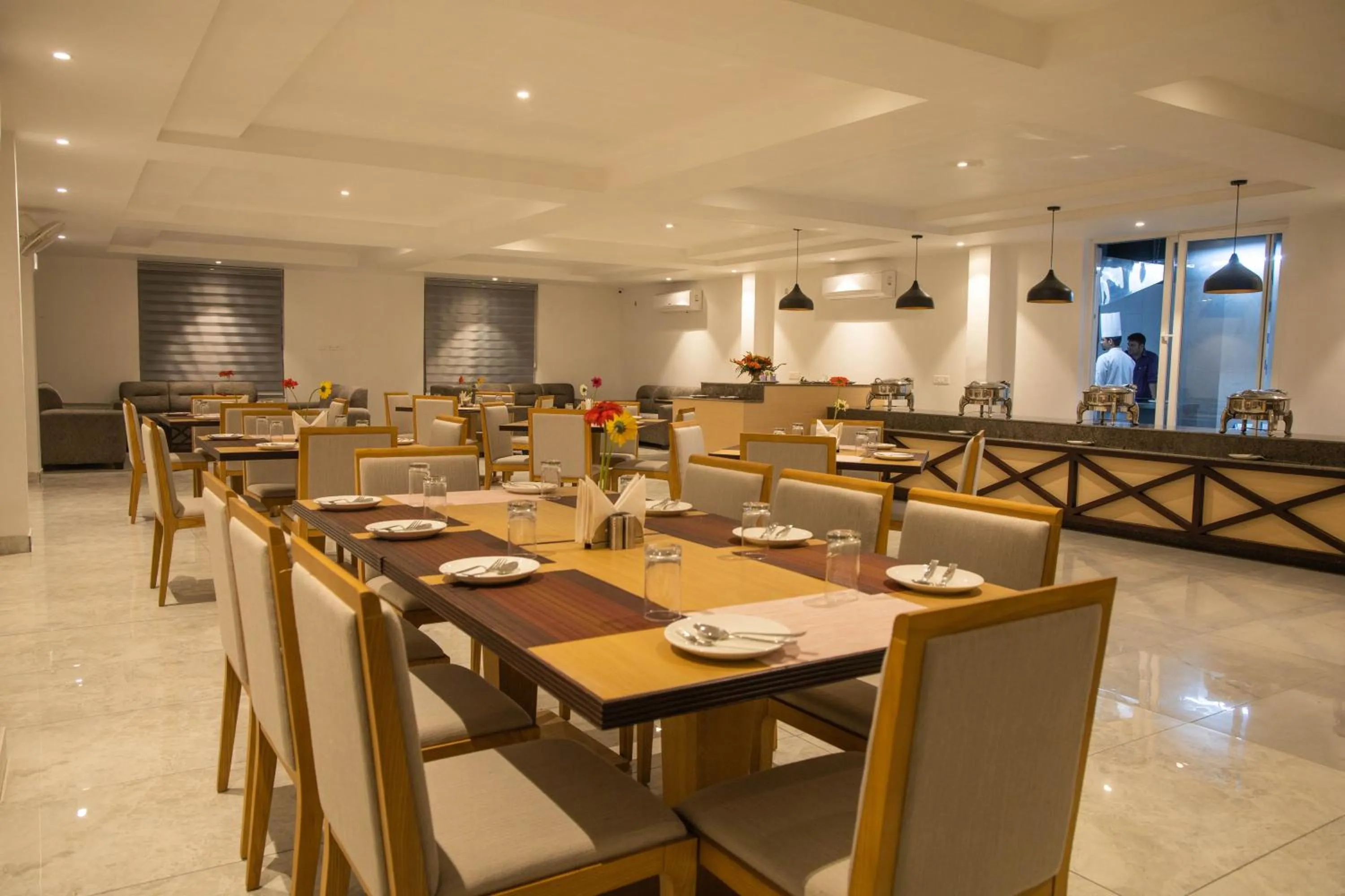 Restaurant/places to eat in Iris Lite Corbett