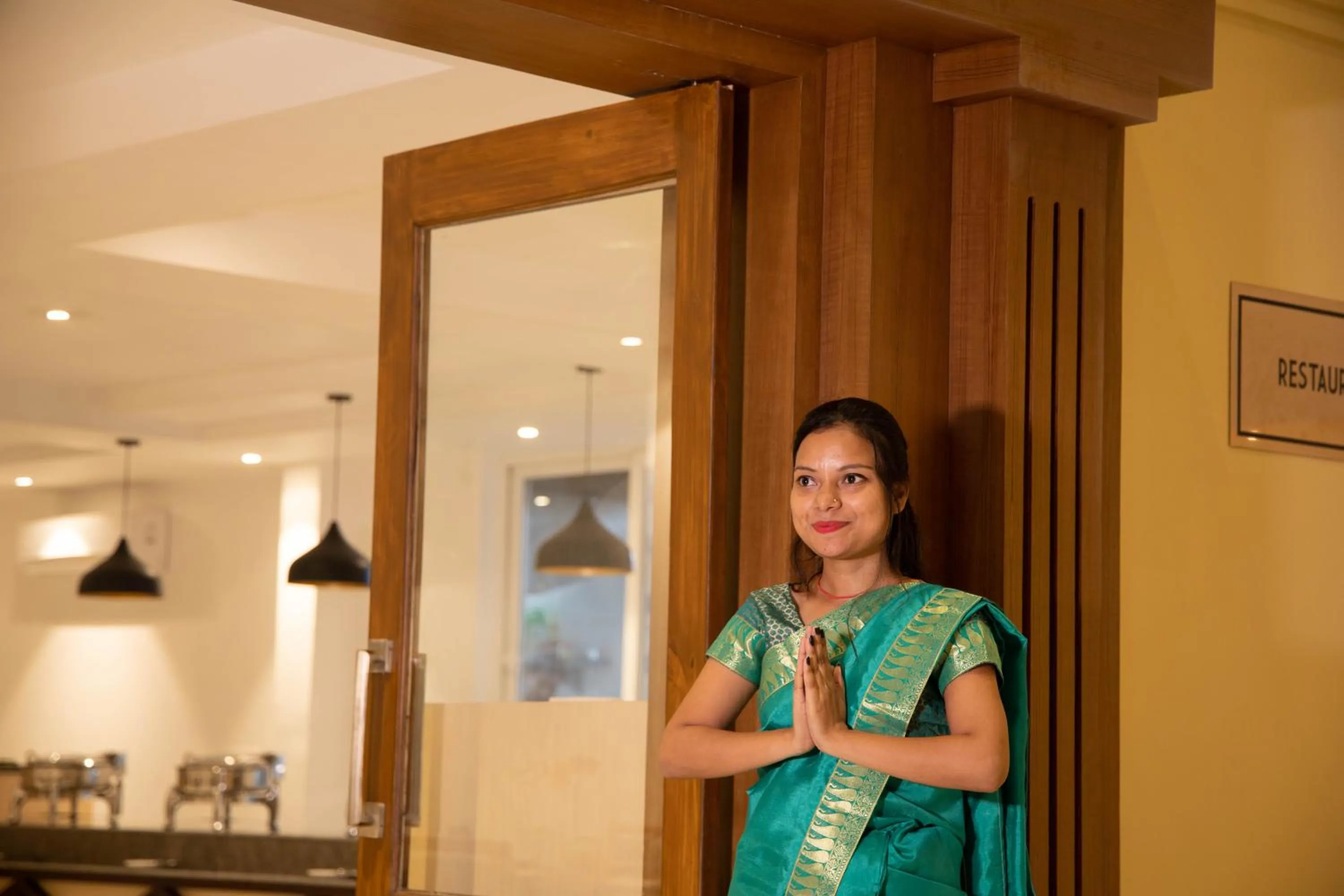 Restaurant/places to eat in Iris Lite Corbett