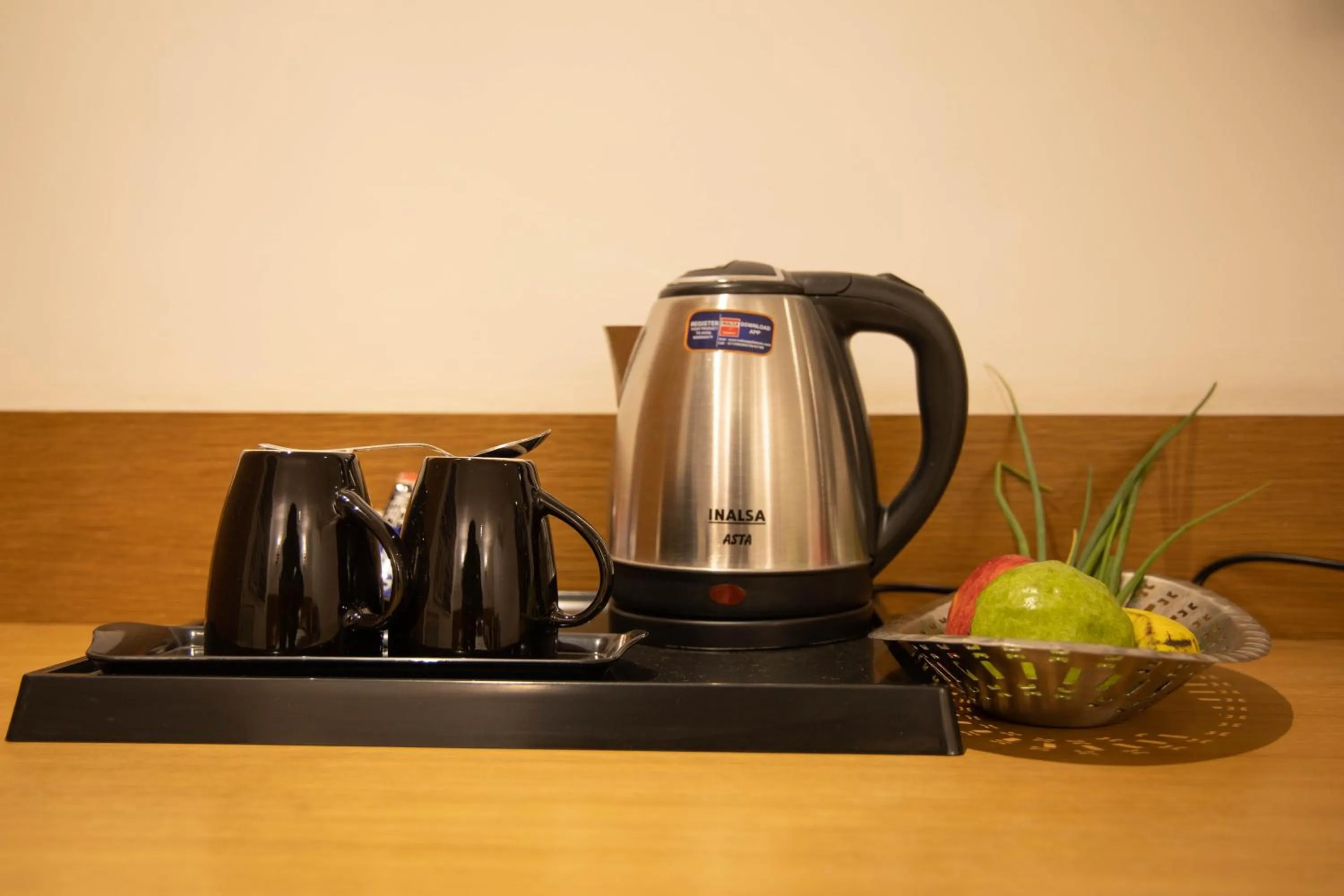 Coffee/tea facilities in Iris Lite Corbett