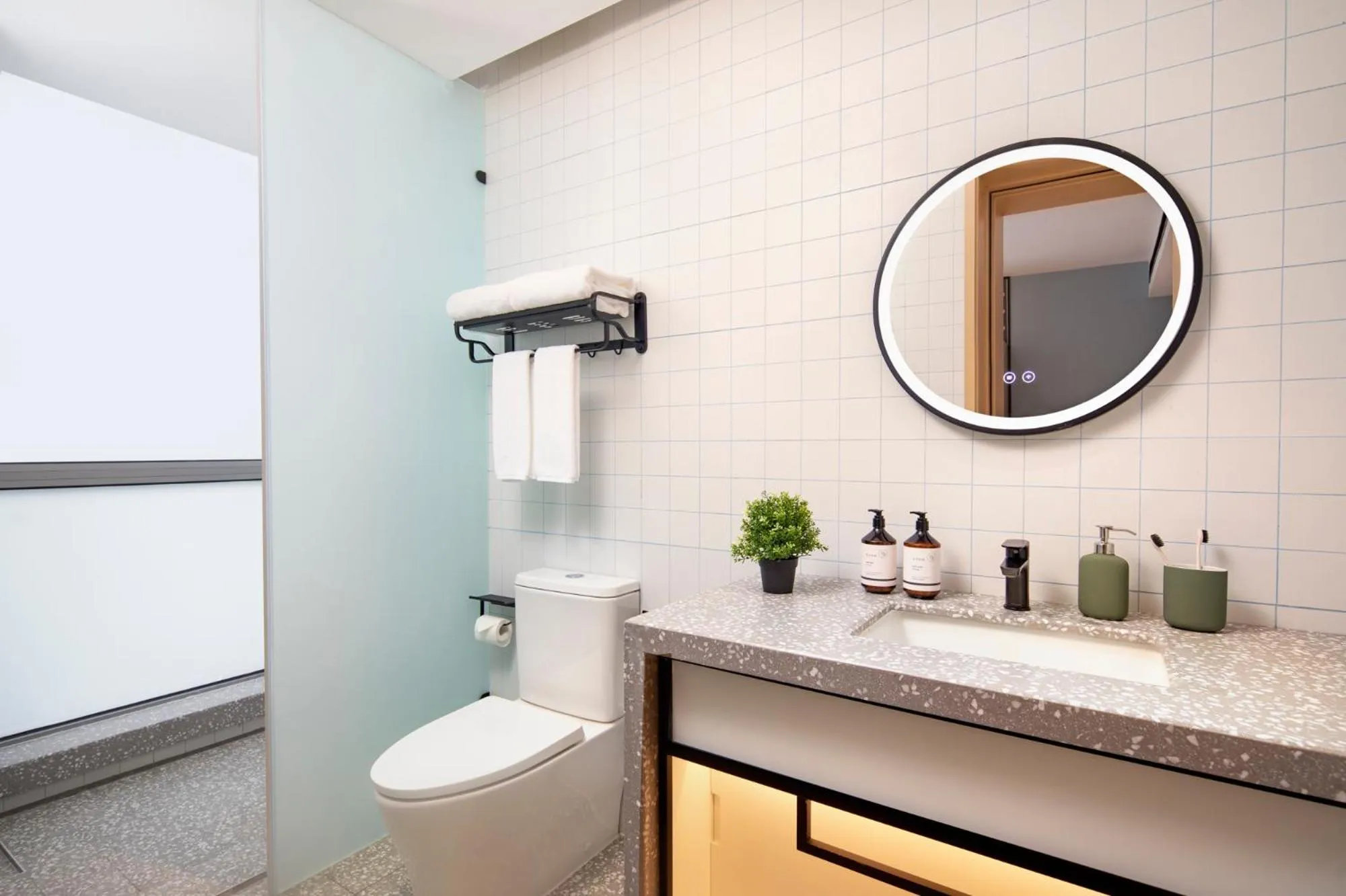 Shower in lyf by Ascott Hongqiao Shanghai NECC