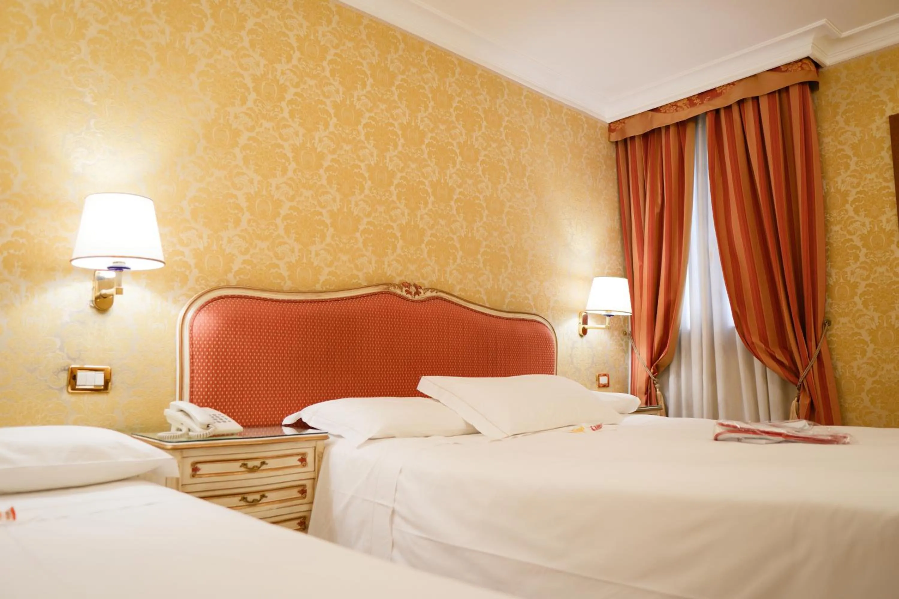 Bed in Hotel Antiche Figure