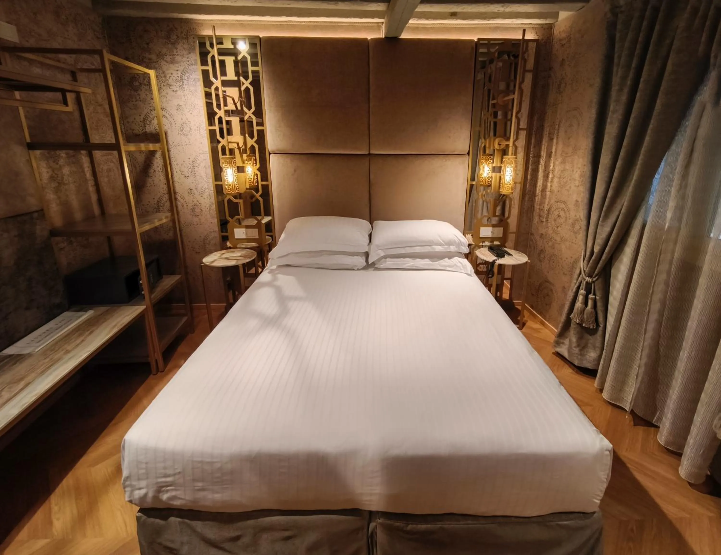 Bed in Hotel Antiche Figure