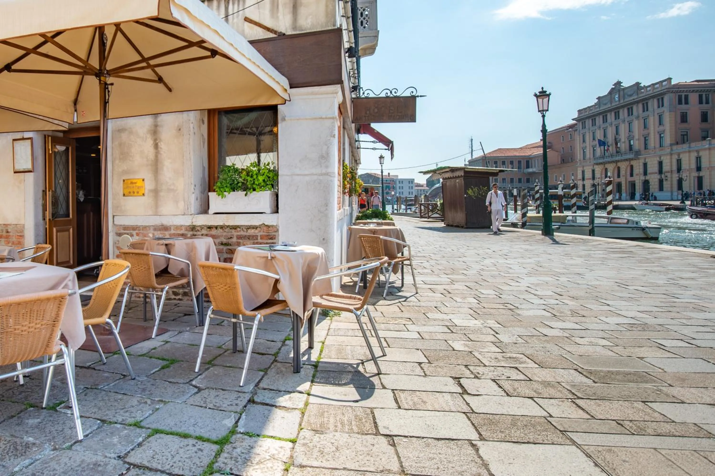 Balcony/Terrace in Hotel Antiche Figure