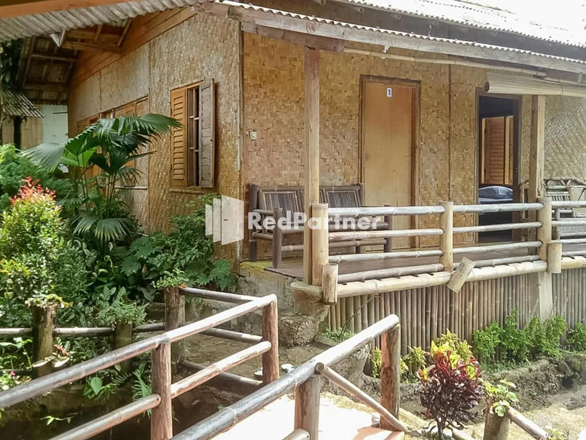 Patio in De Salak Homestay Gunung Salak RedPartner