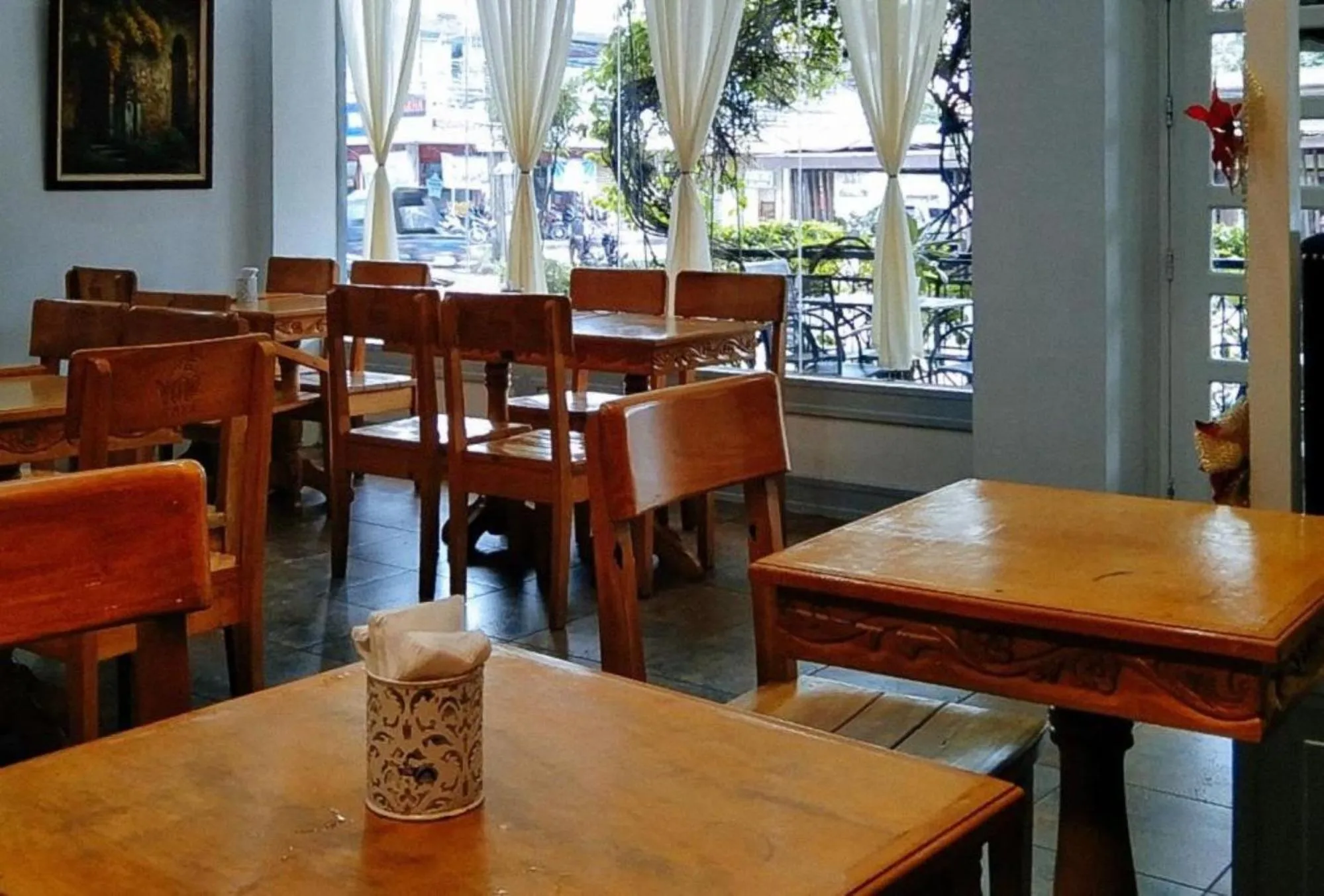 Restaurant/places to eat in RedDoorz @ Vine Molave