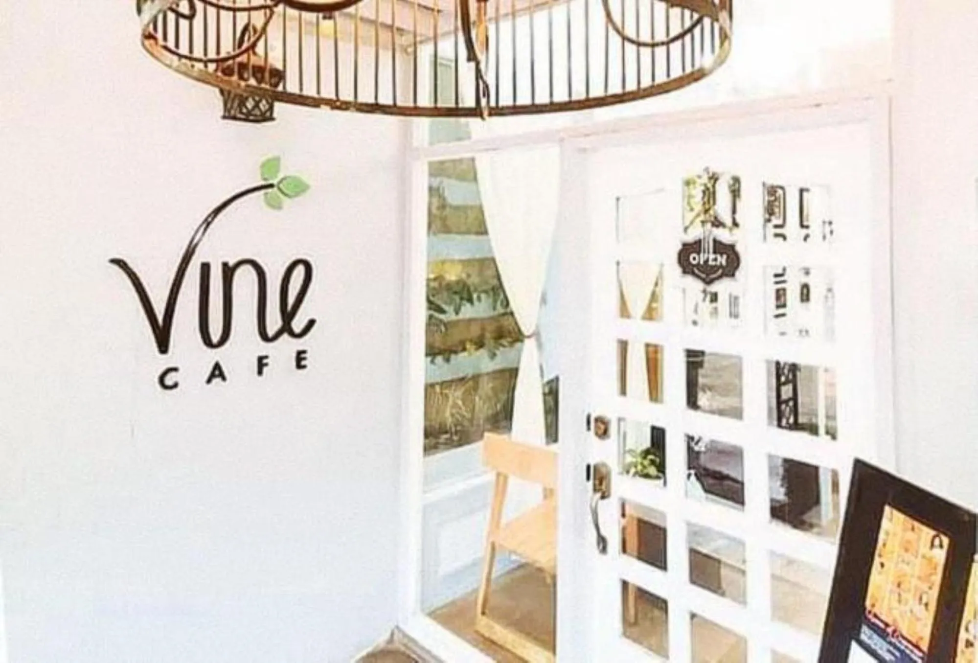 Text overlay in RedDoorz @ Vine Molave