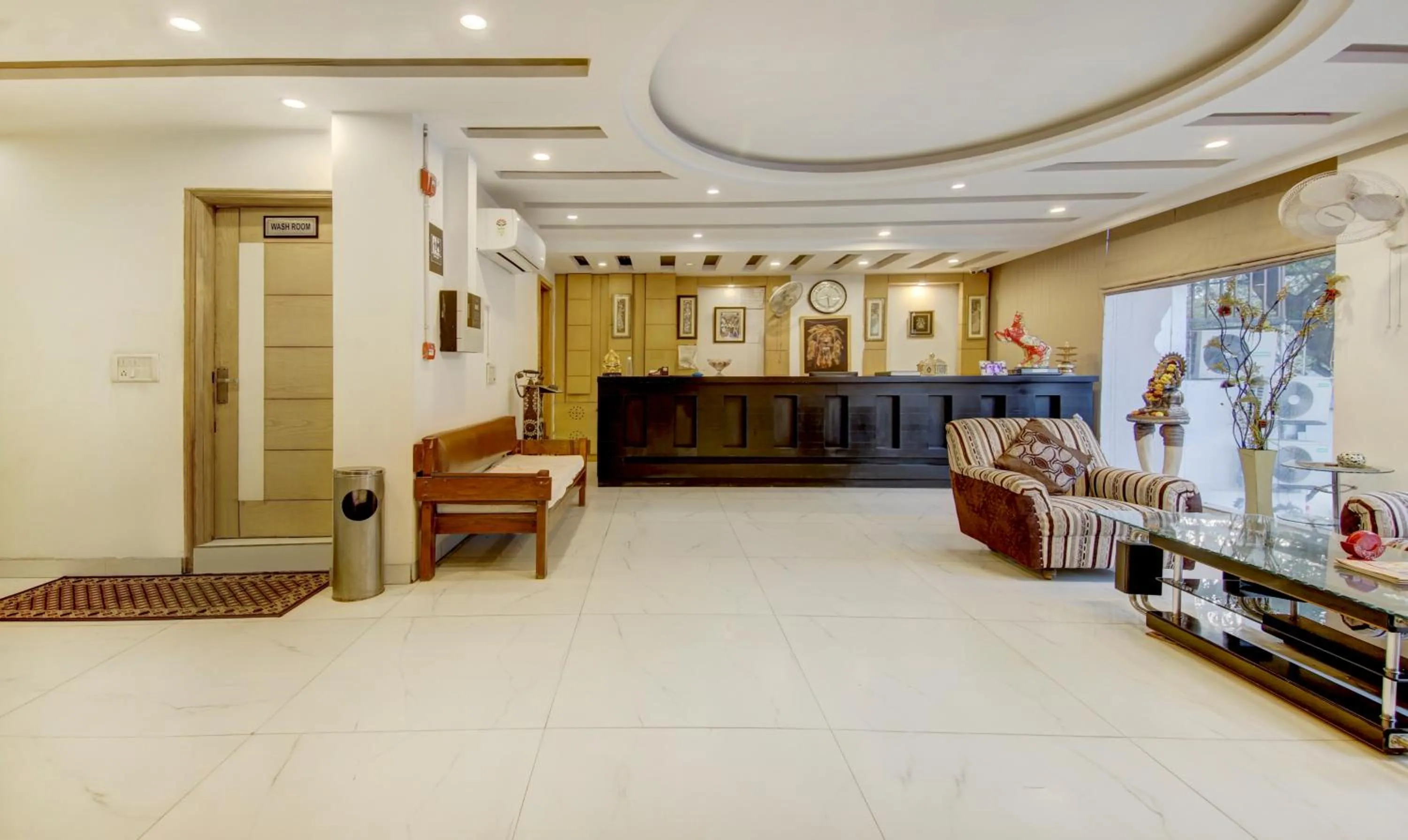 Lobby or reception in Treebo The Kings Plaza