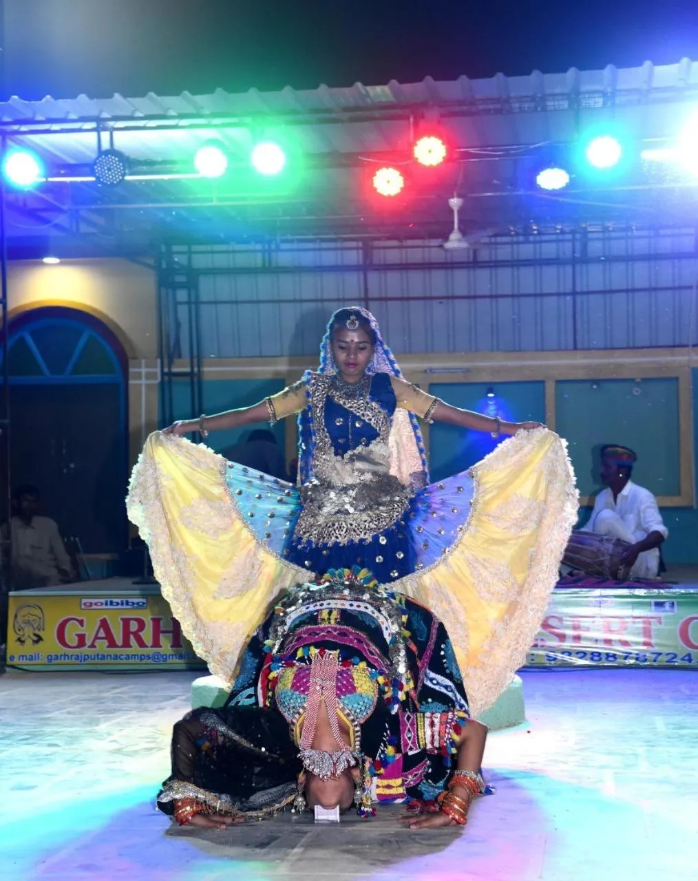 People in Garh Rajputana camp