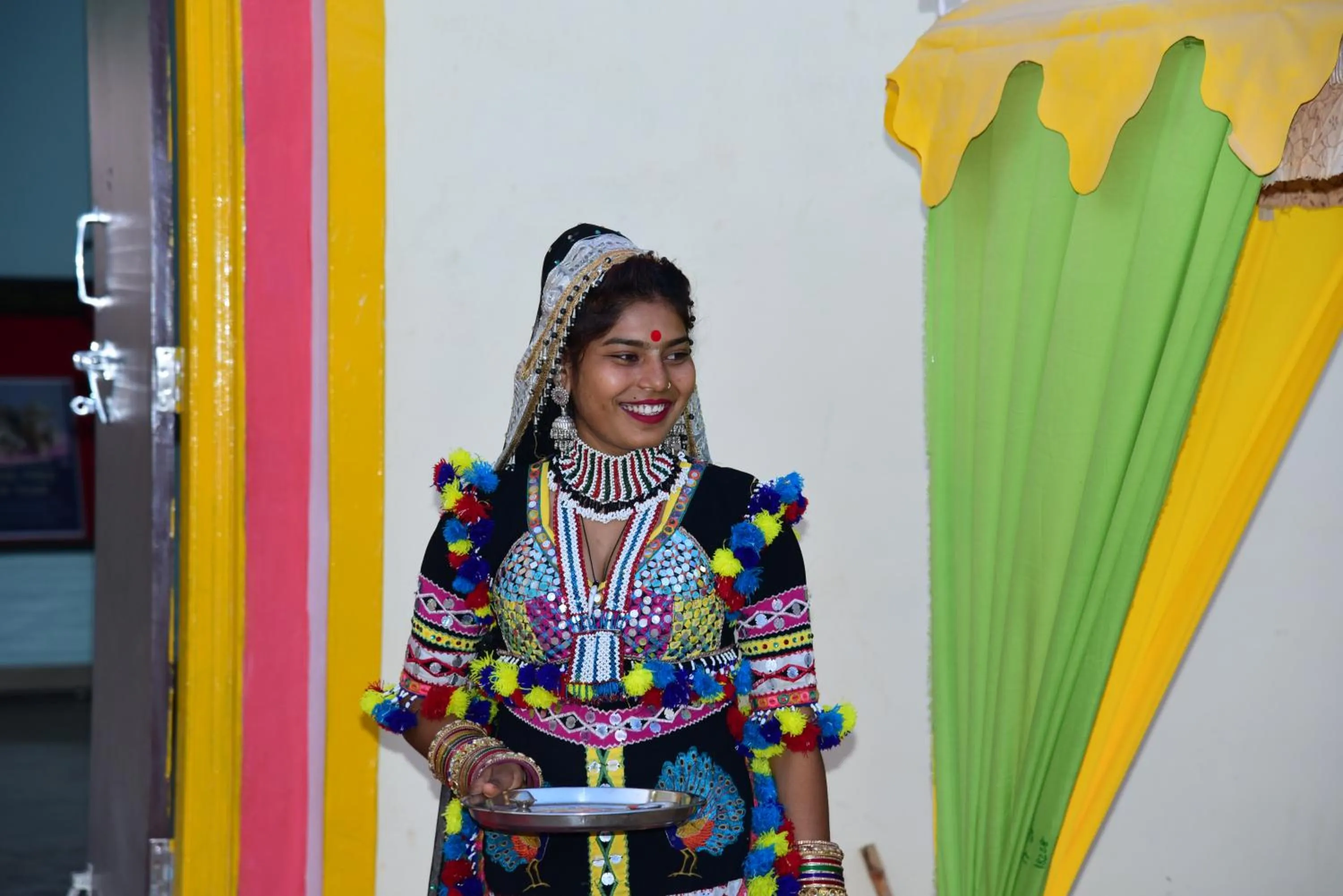 People in Garh Rajputana camp