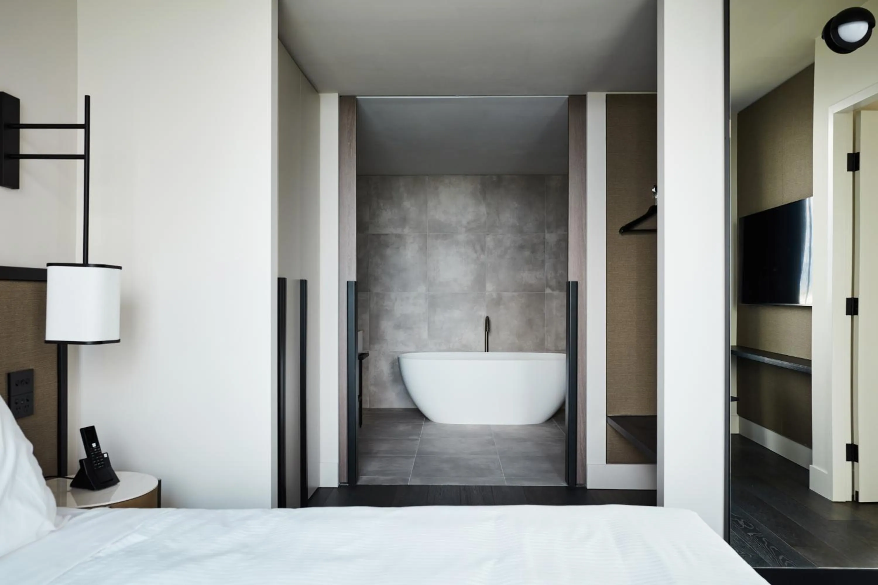 Property building, Bed in Hyatt Place Melbourne Caribbean Park