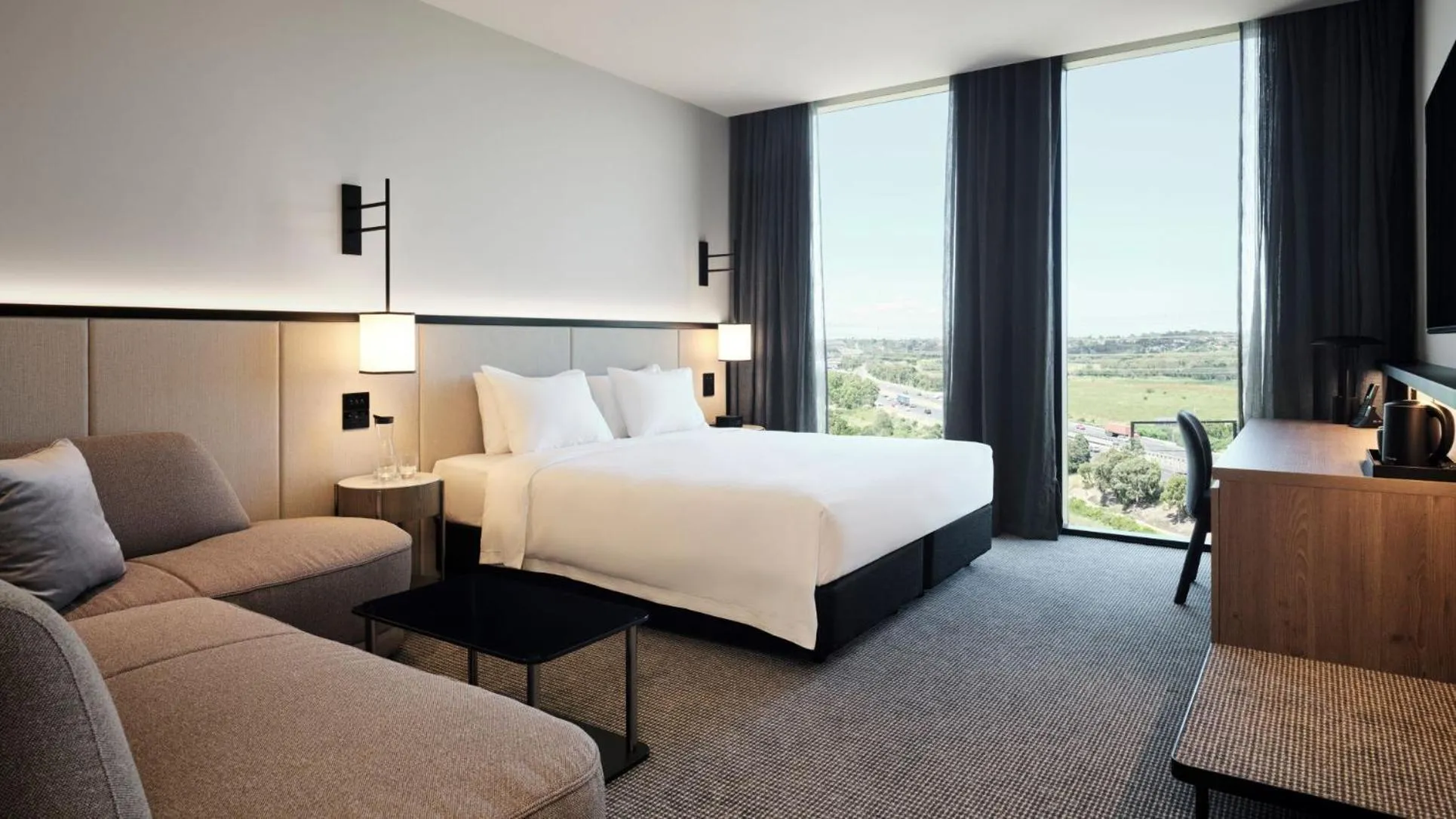 Bed in Hyatt Place Melbourne Caribbean Park