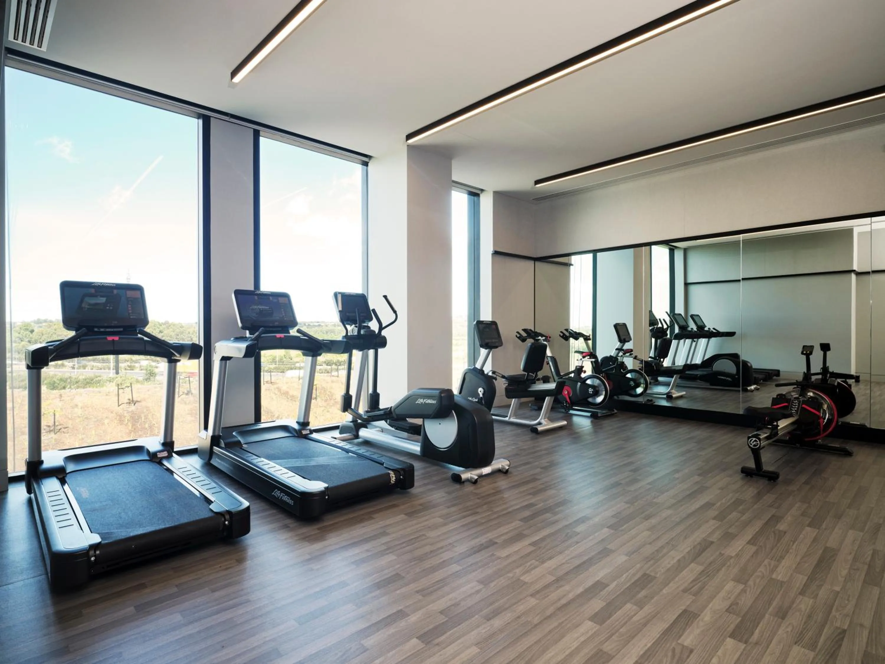 Fitness centre/facilities in Hyatt Place Melbourne Caribbean Park