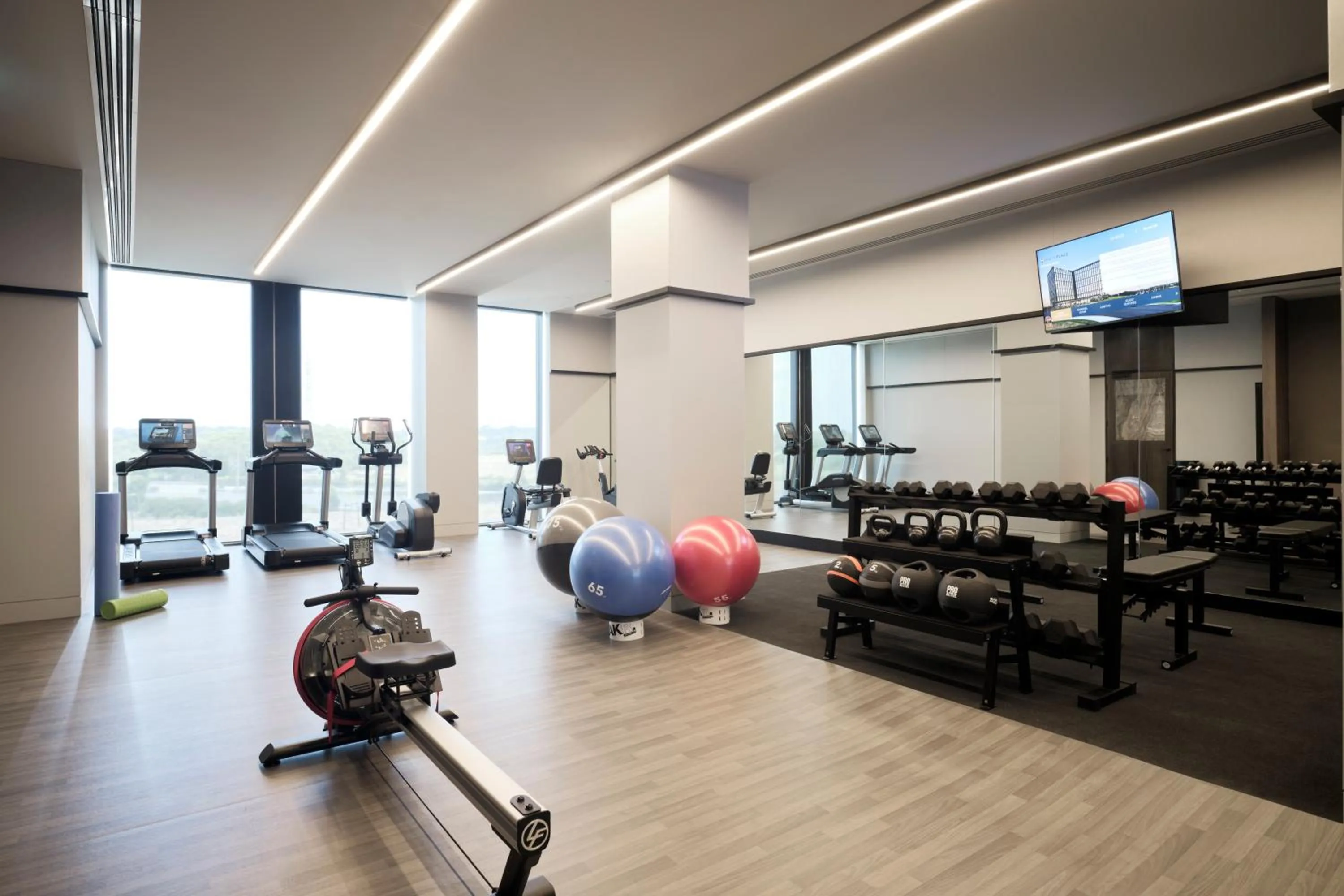 Fitness centre/facilities in Hyatt Place Melbourne Caribbean Park