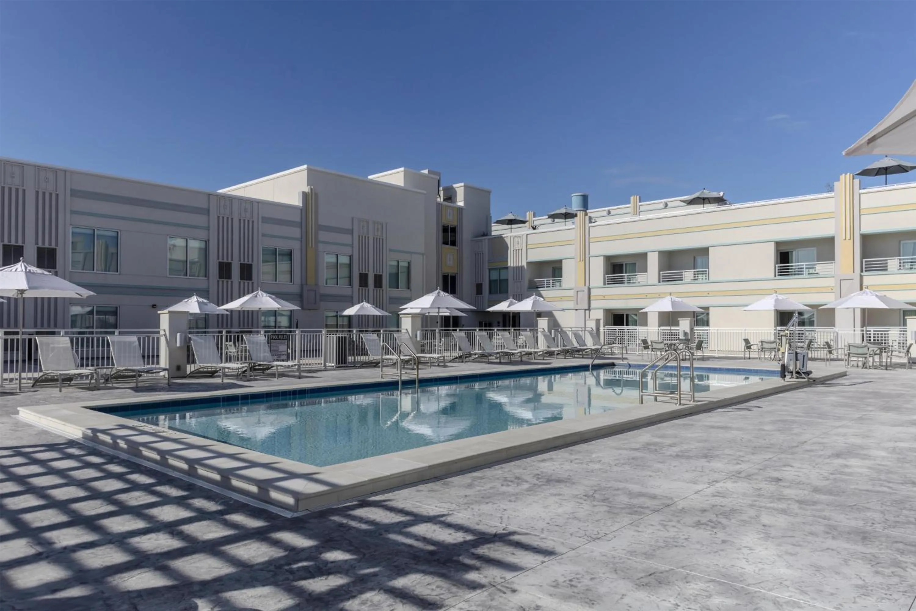 Swimming pool in Hyatt Place St Augustine Vilano Beach