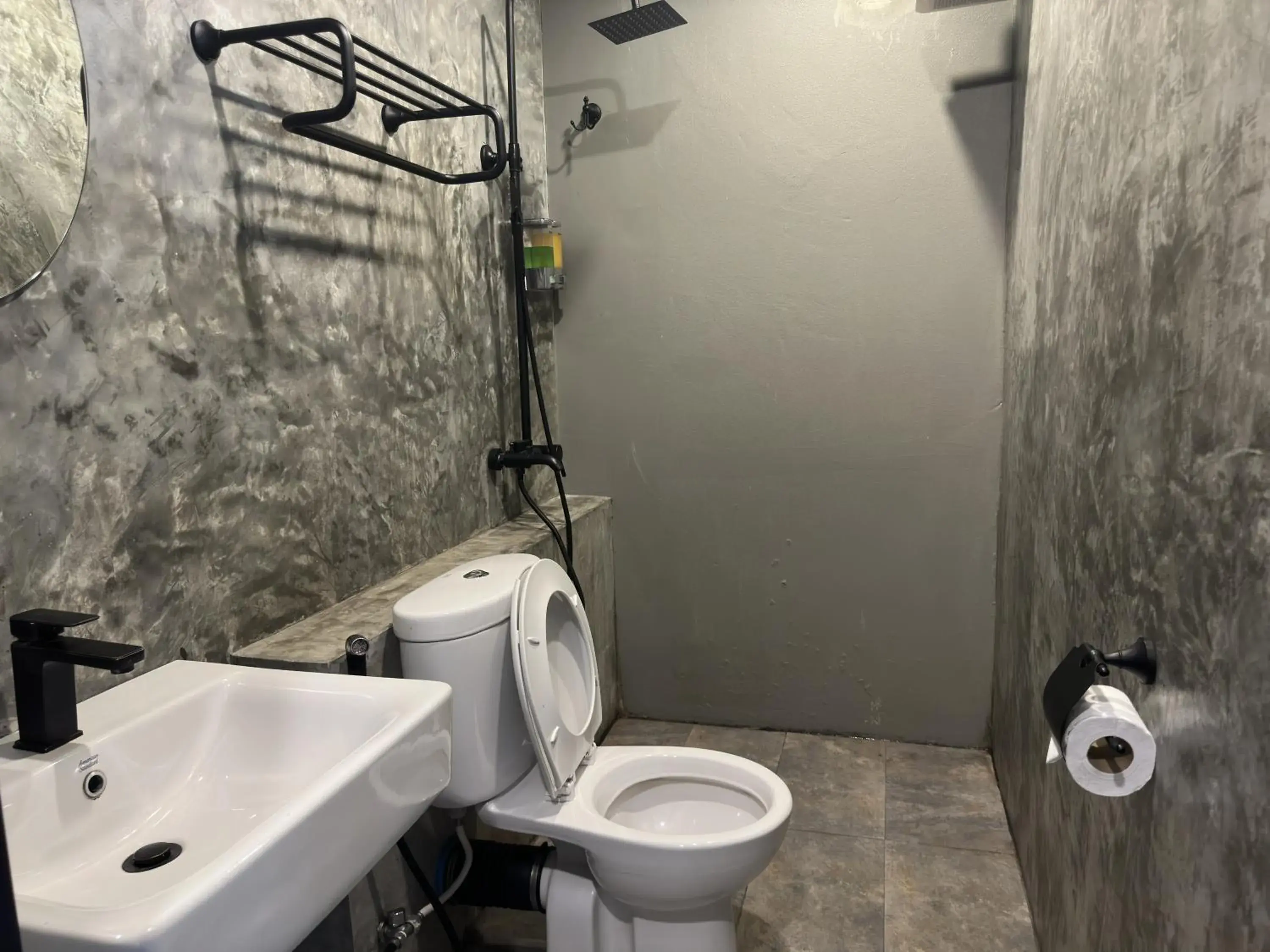 Standard Twin Room in Premier Hostel Chiang Mai Standard Twin Room in Premier Hostel Chiang Mai