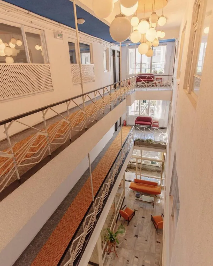 Property building in Petek Pansiyon Fenerbahce Kadikoy