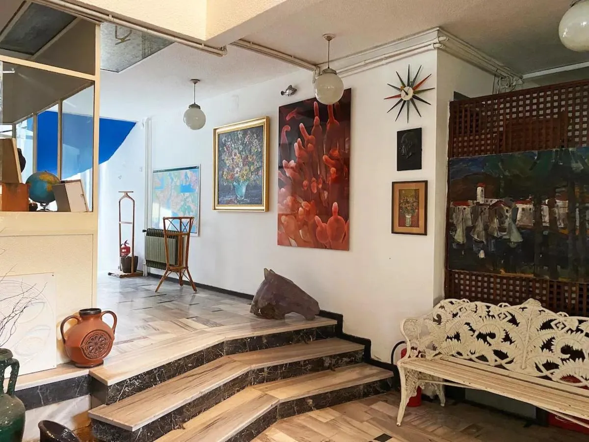 Facade/entrance in Petek Pansiyon Fenerbahce Kadikoy