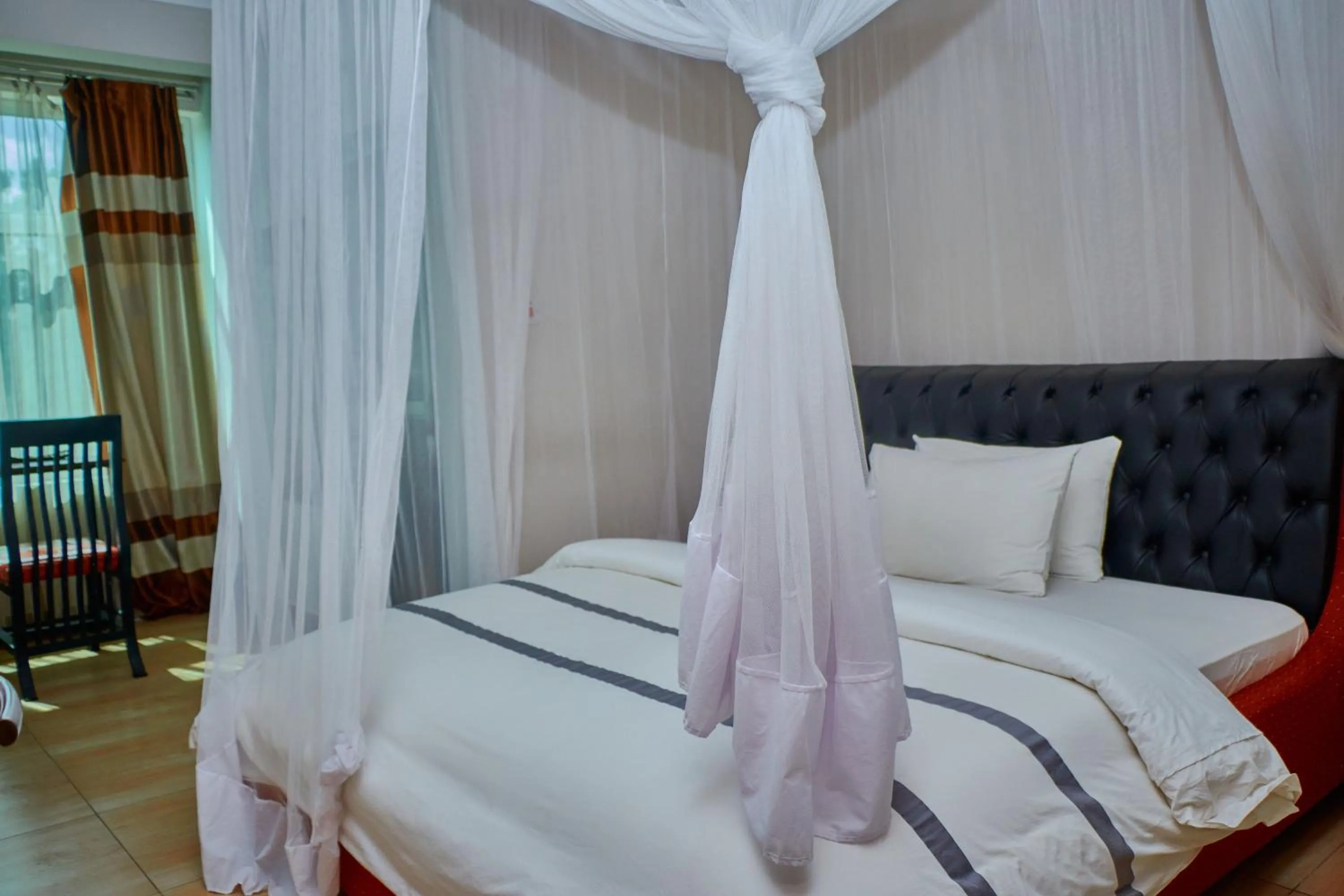 Bed in Elanacha Hotel