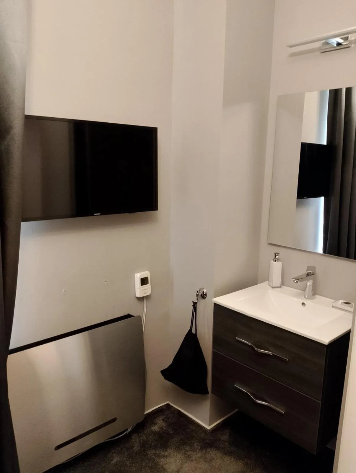 Toilet in Váralja Home