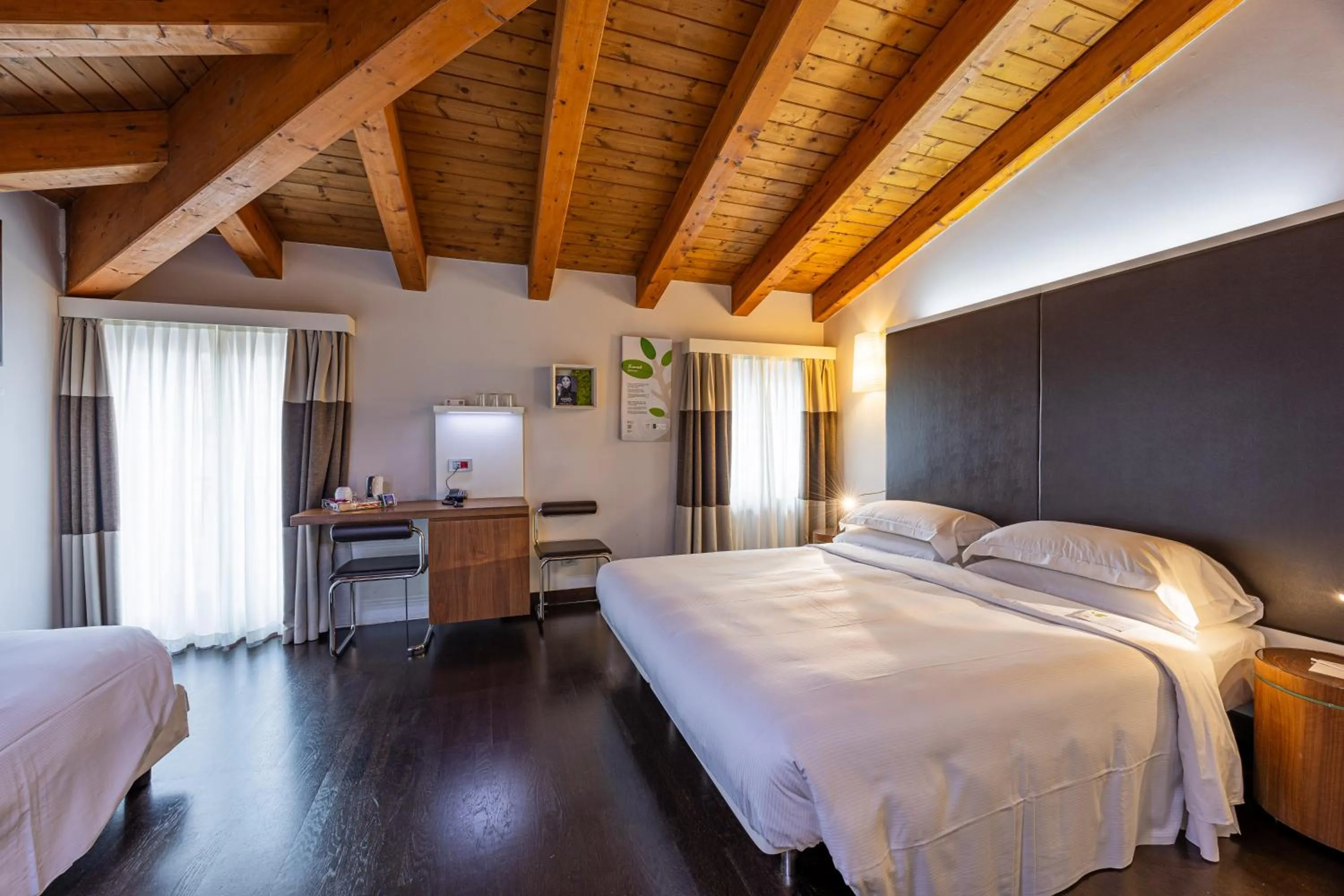 Bed in Best Western Plus Hotel De Capuleti