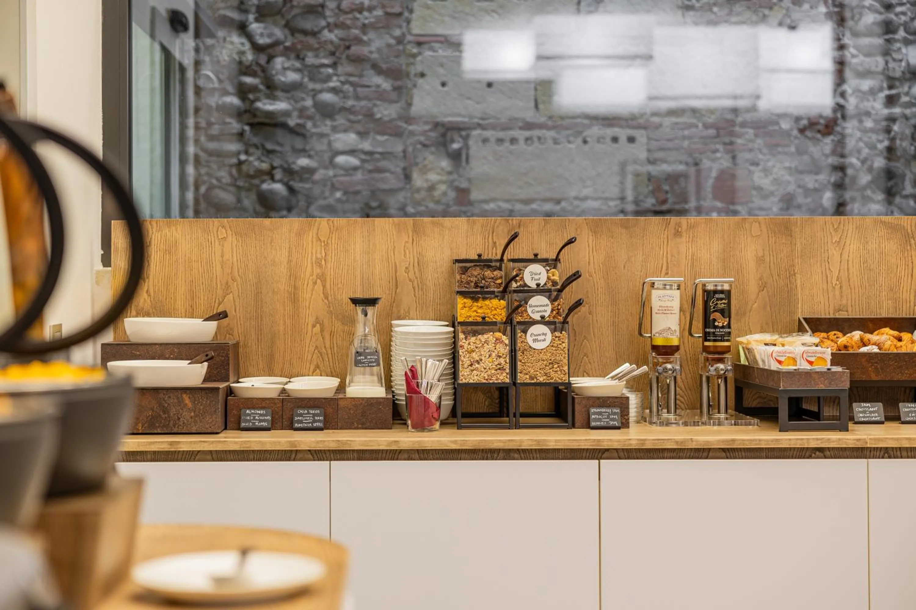 Buffet breakfast in Best Western Plus Hotel De Capuleti