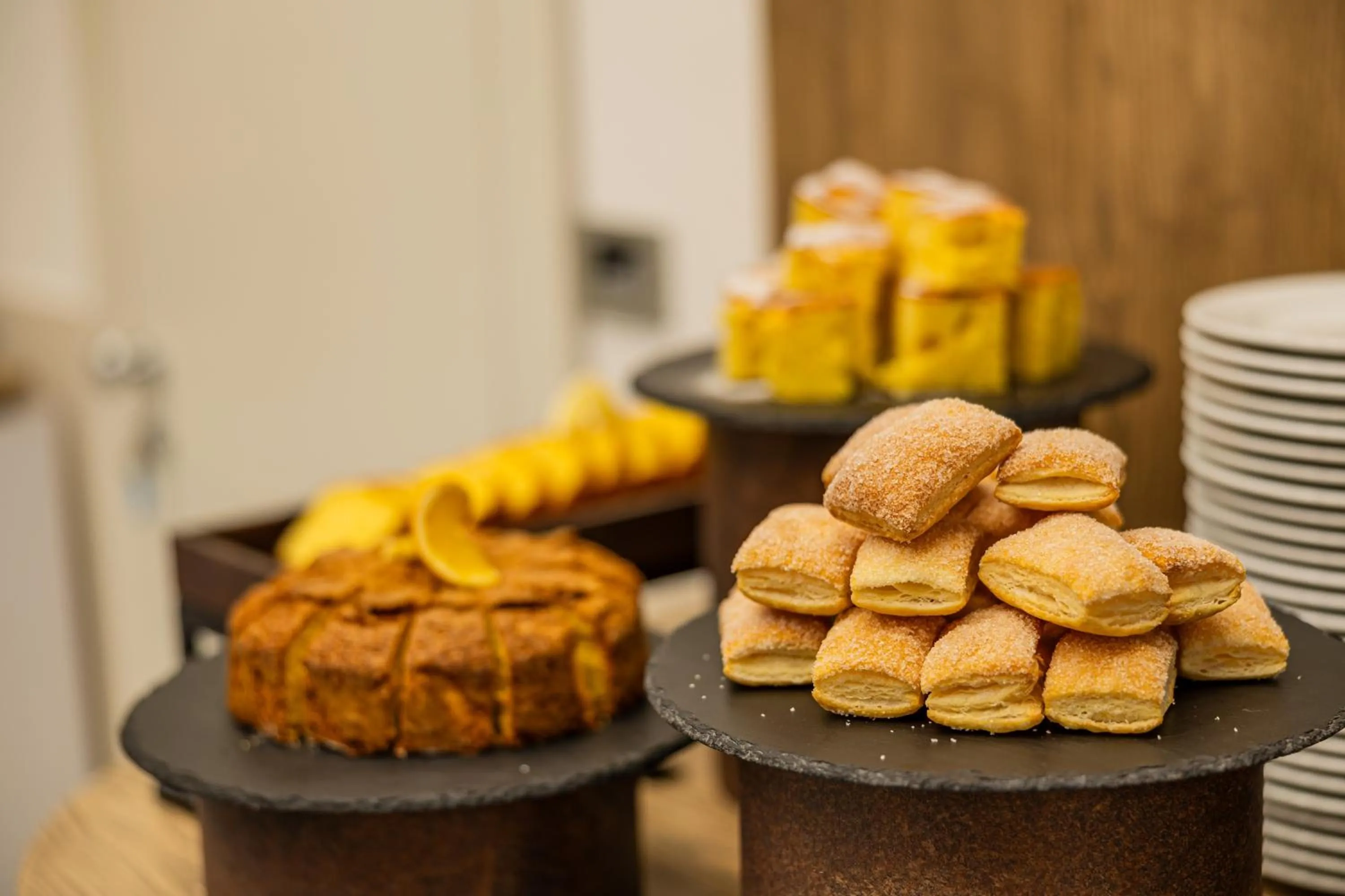 Buffet breakfast in Best Western Plus Hotel De Capuleti