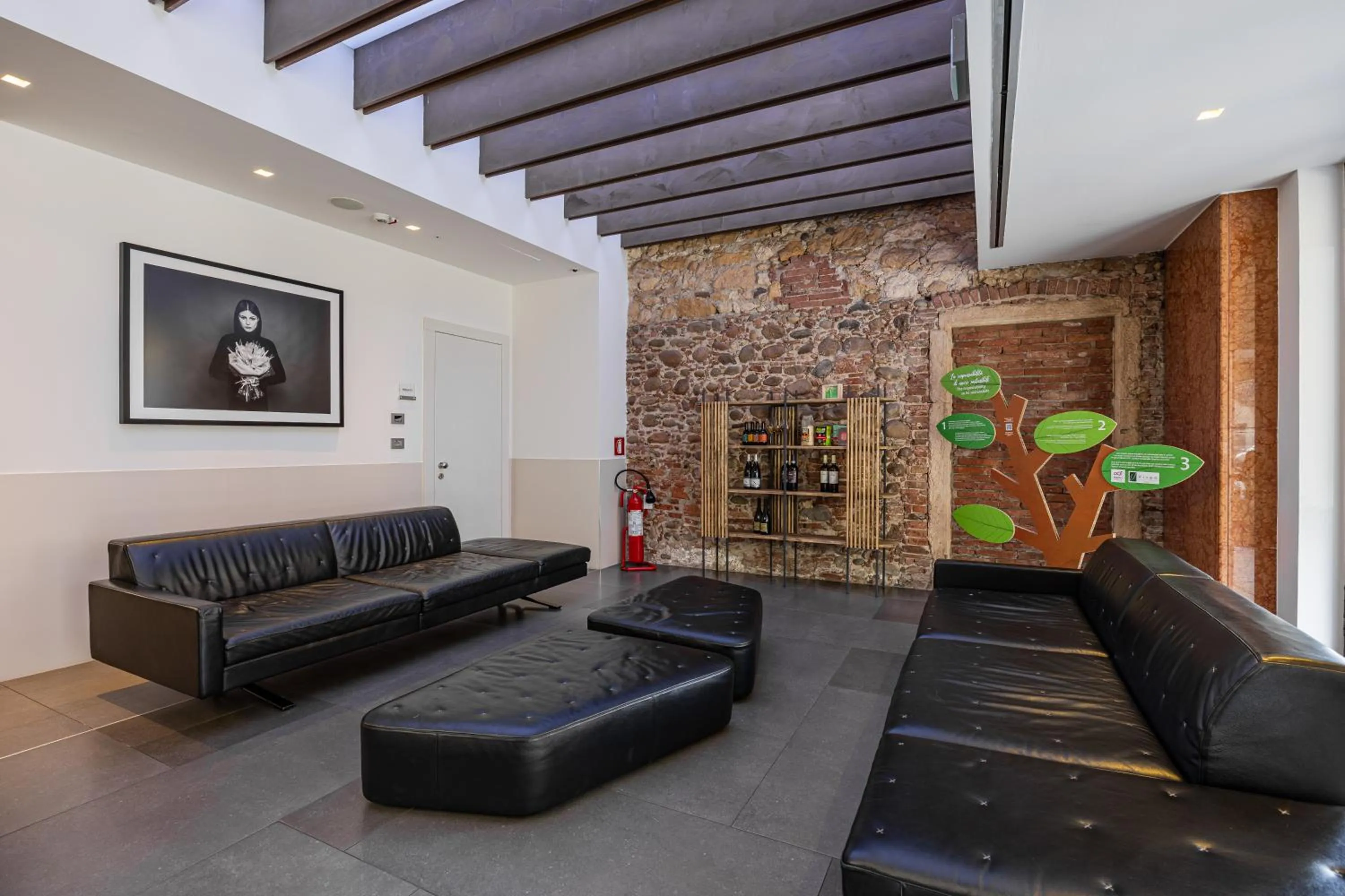 Lobby or reception in Best Western Plus Hotel De Capuleti