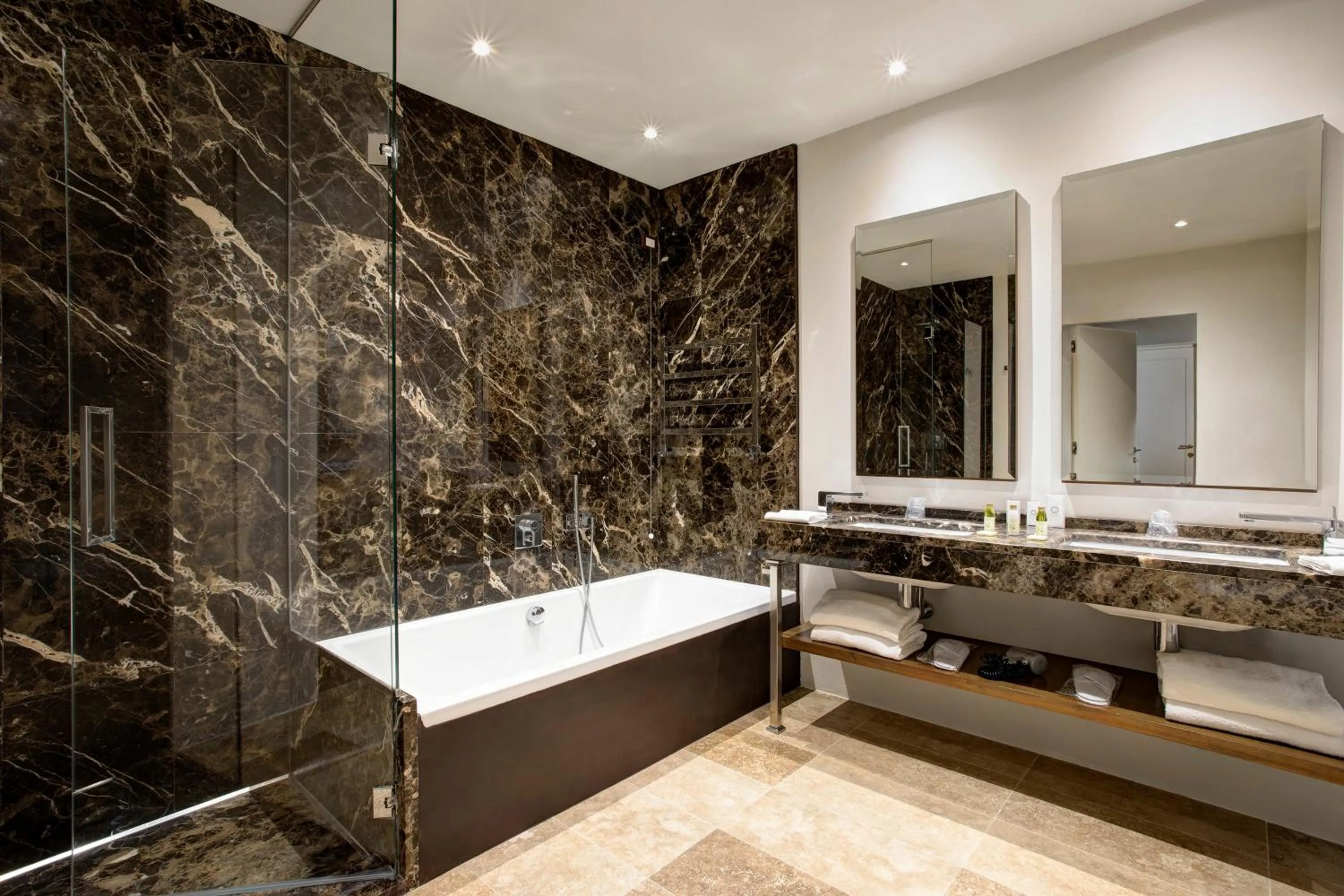 Bathroom in Hotel Orto de' Medici