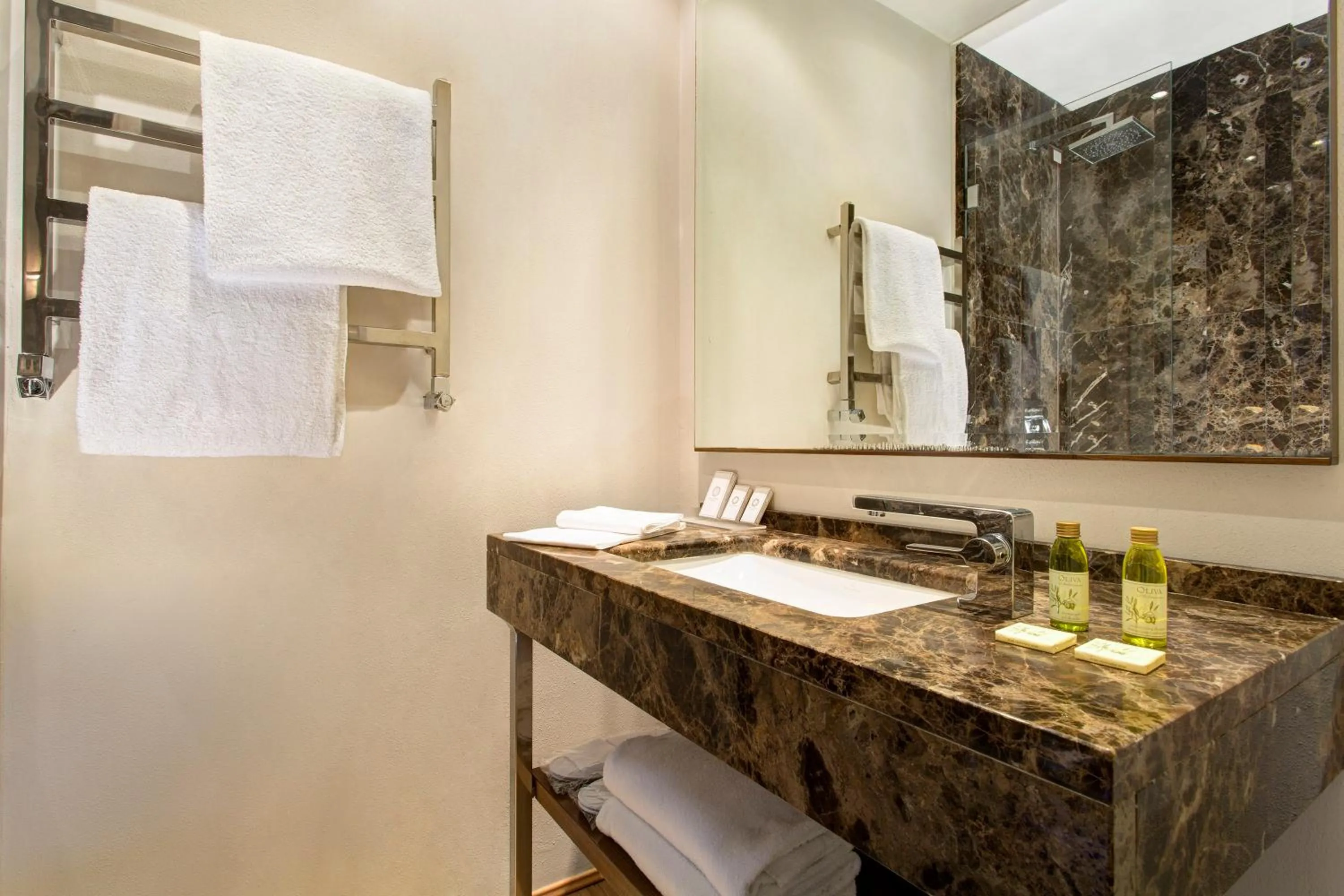 Bathroom in Hotel Orto de' Medici