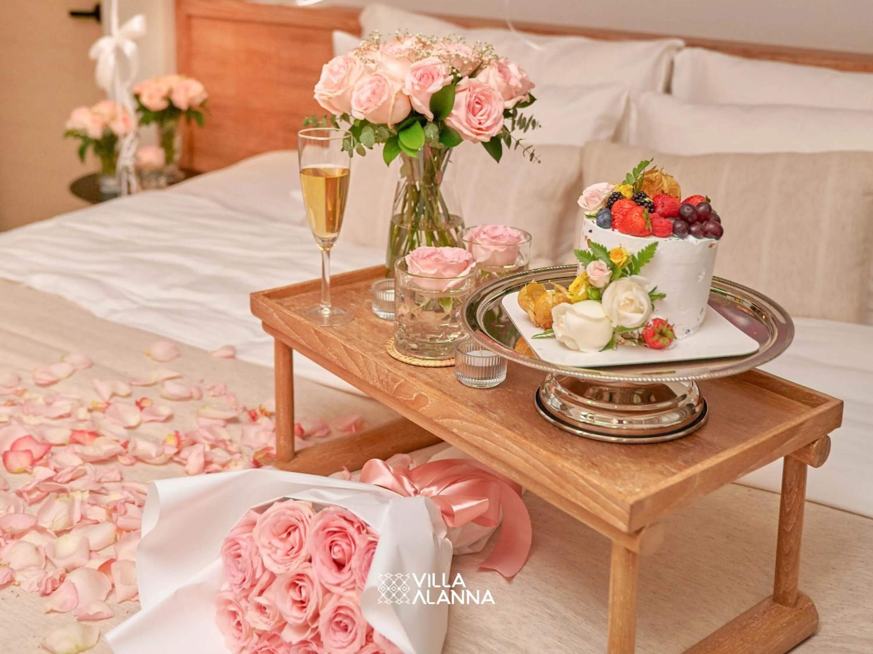 Activities, Bed in Villa ALANNA