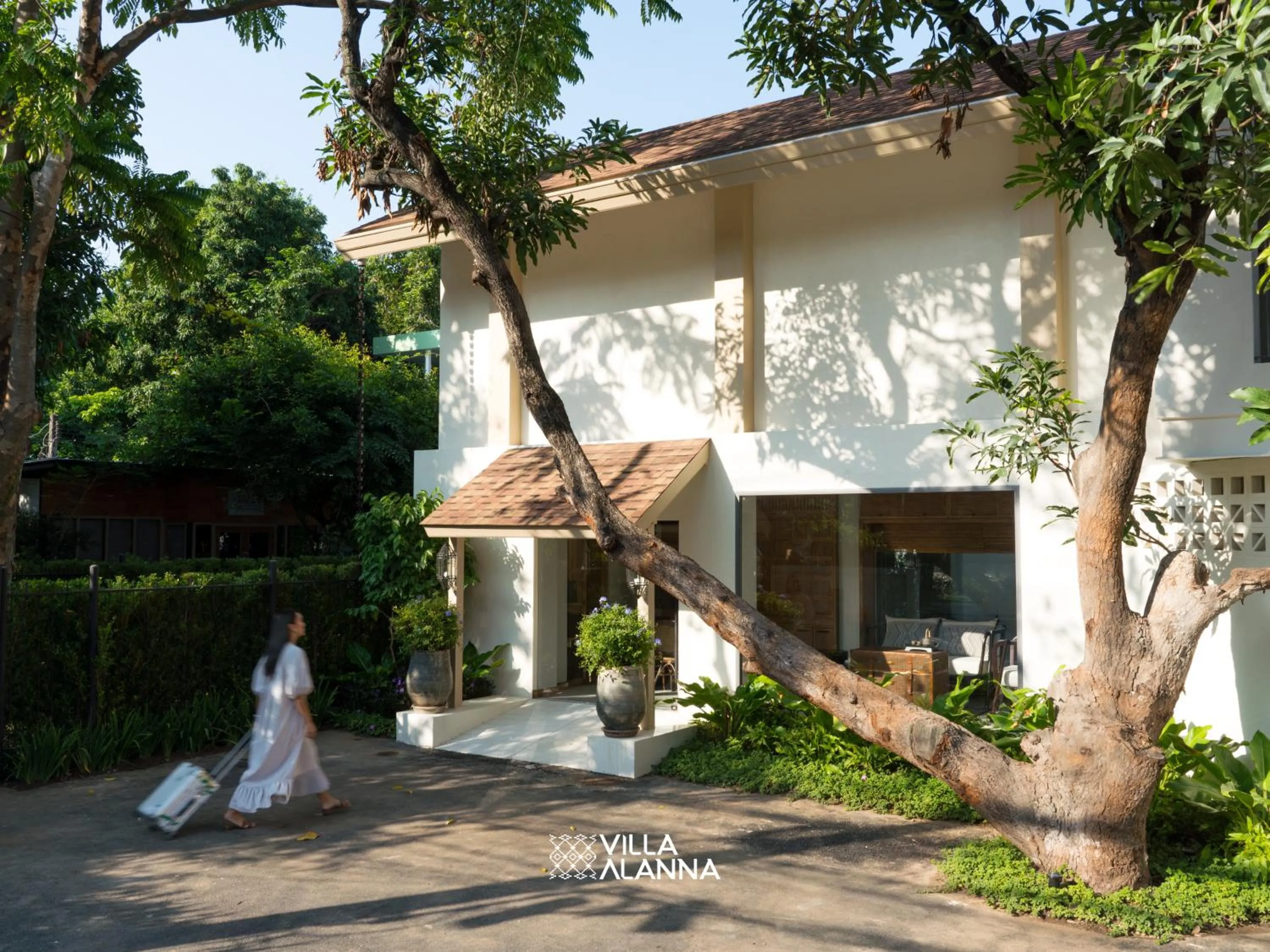 Property building in Villa ALANNA