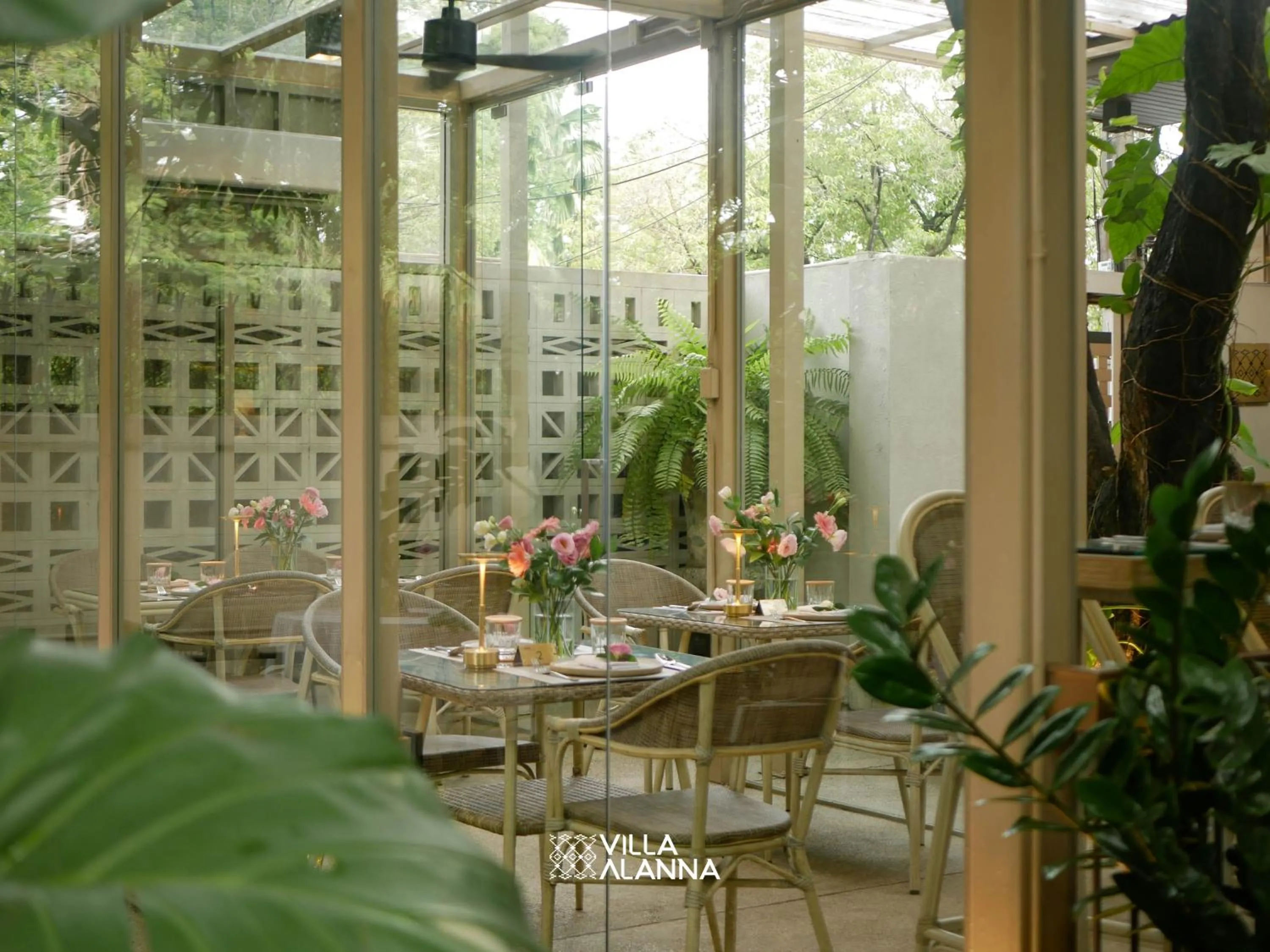 Dining area in Villa ALANNA