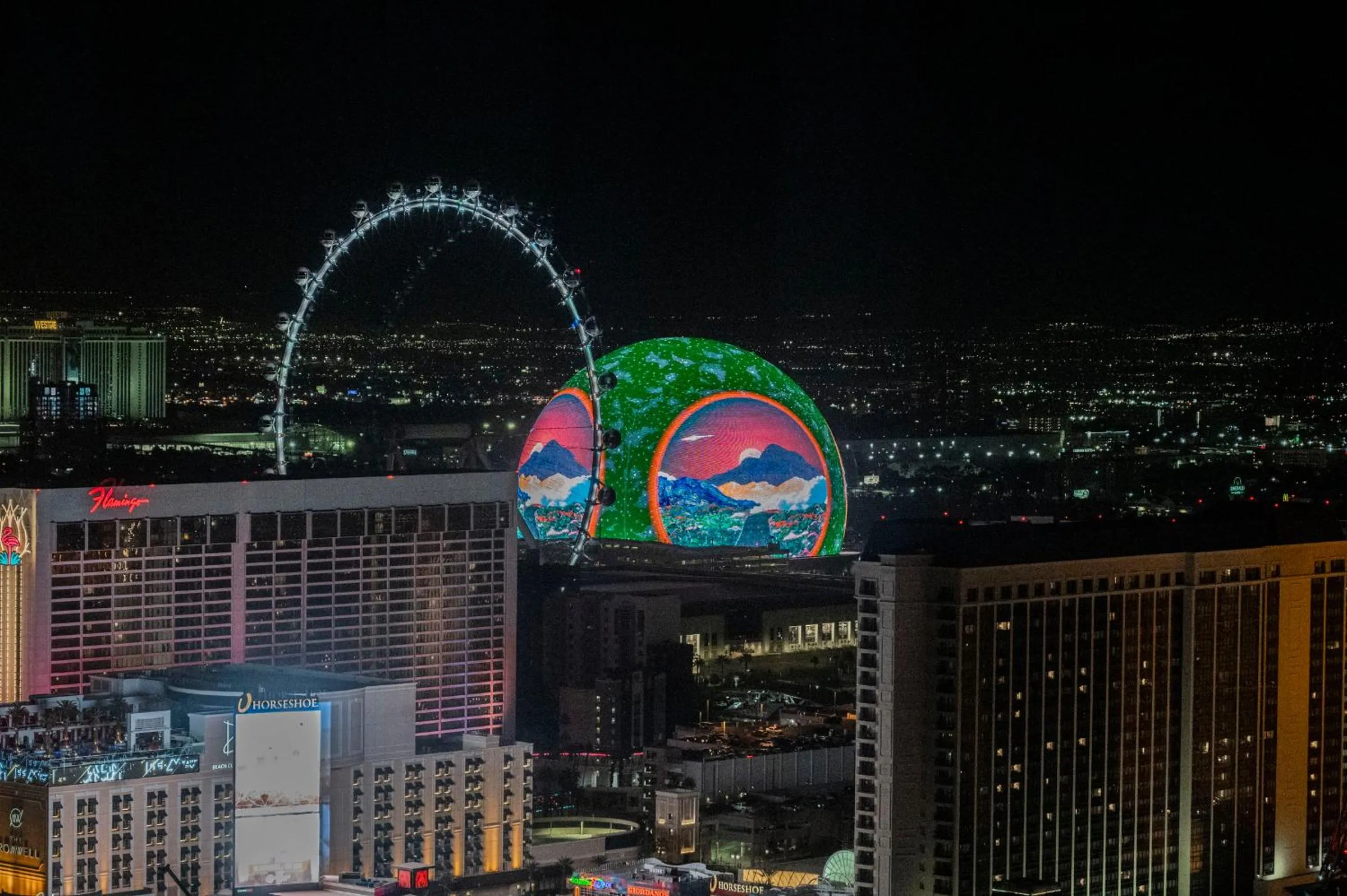 City view in StripViewSuites at Vdara